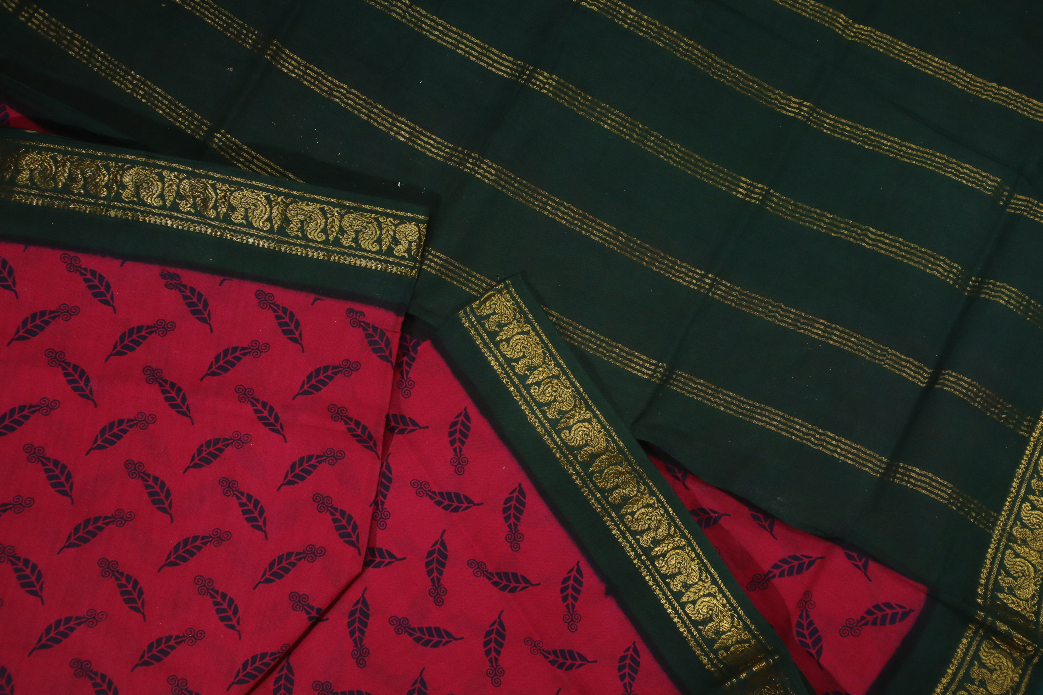 madurai-sungudi-saree-ss005696-b