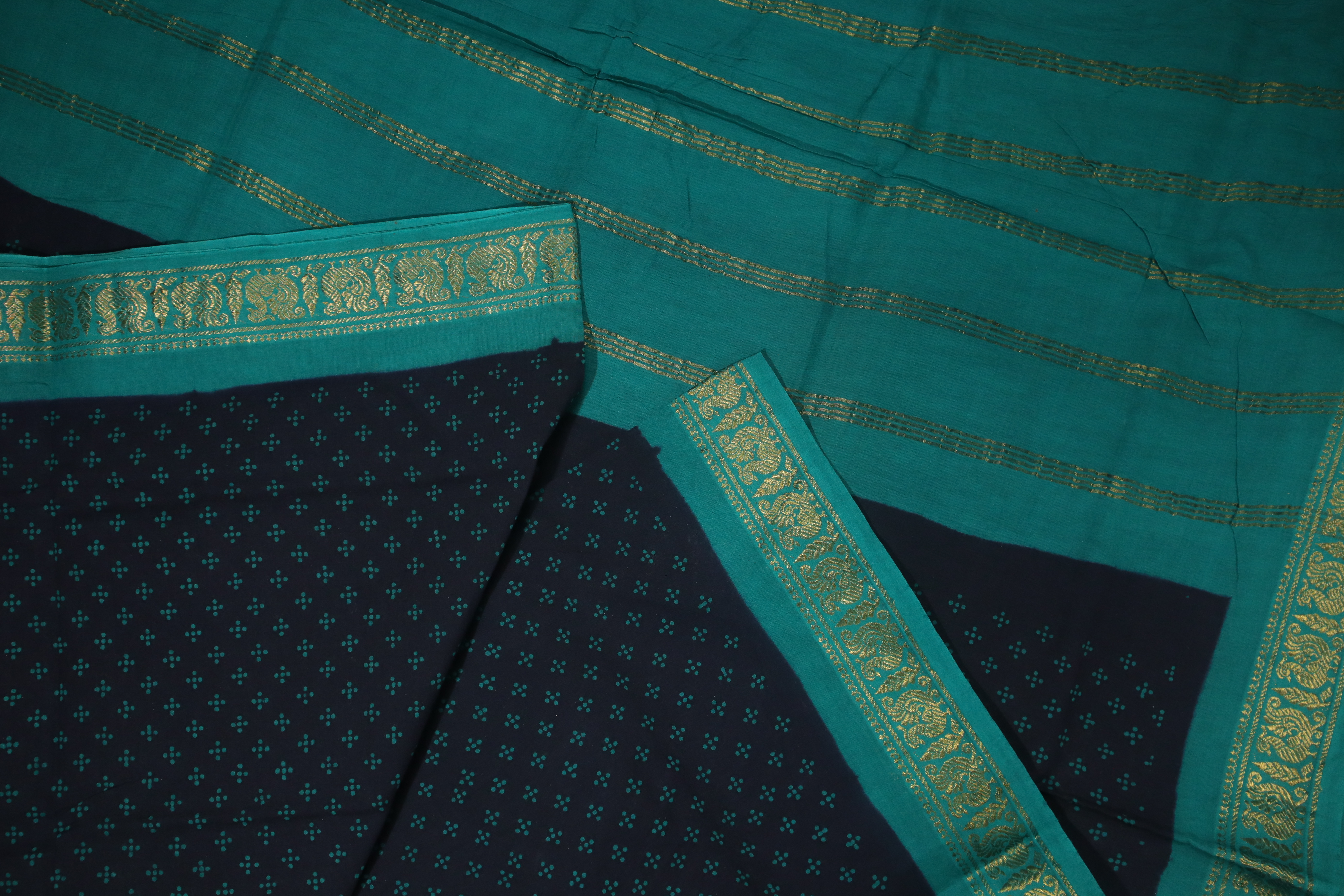 madurai-sungudi-saree-ss005709-b