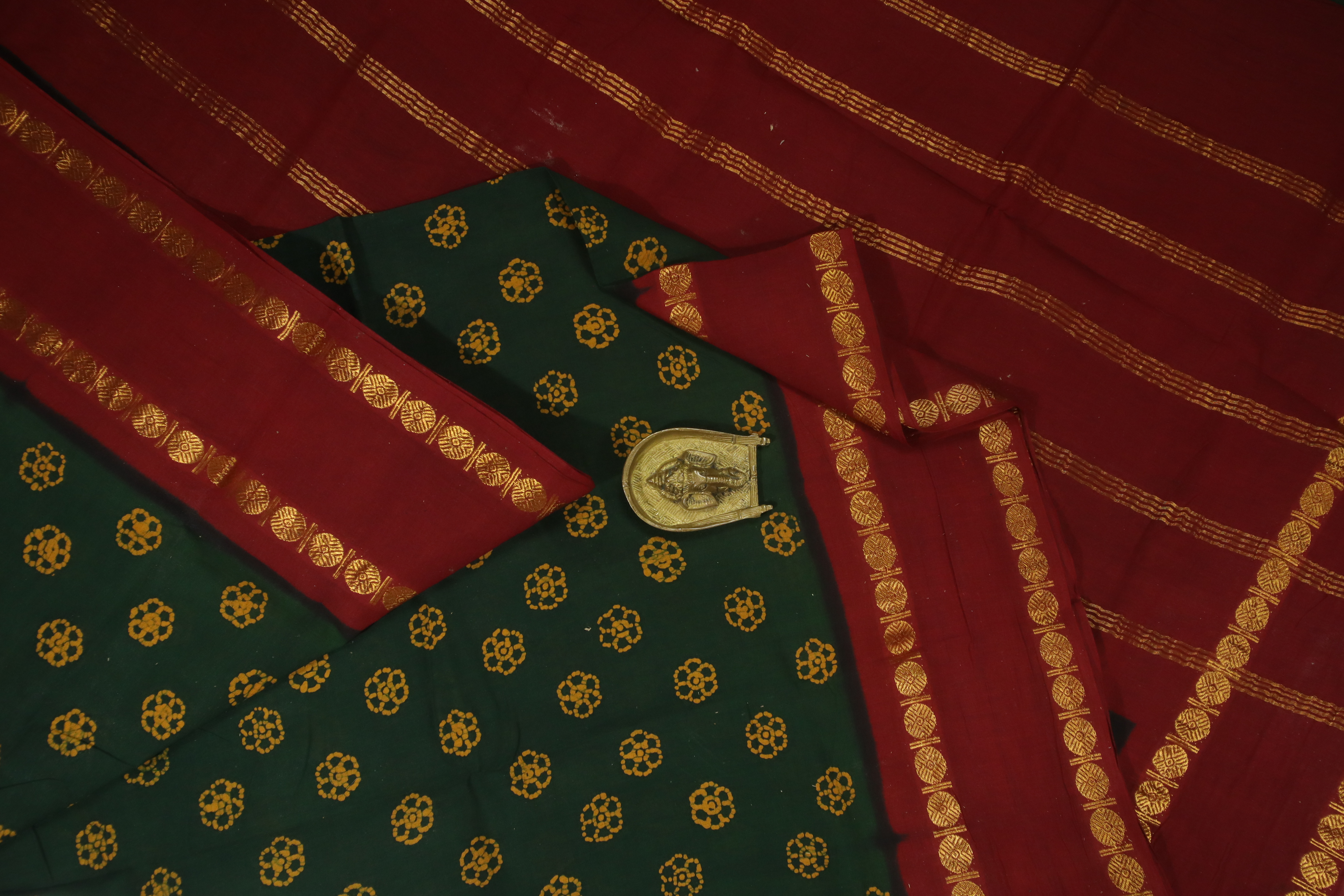 madurai-sungudi-saree-ss005654-a