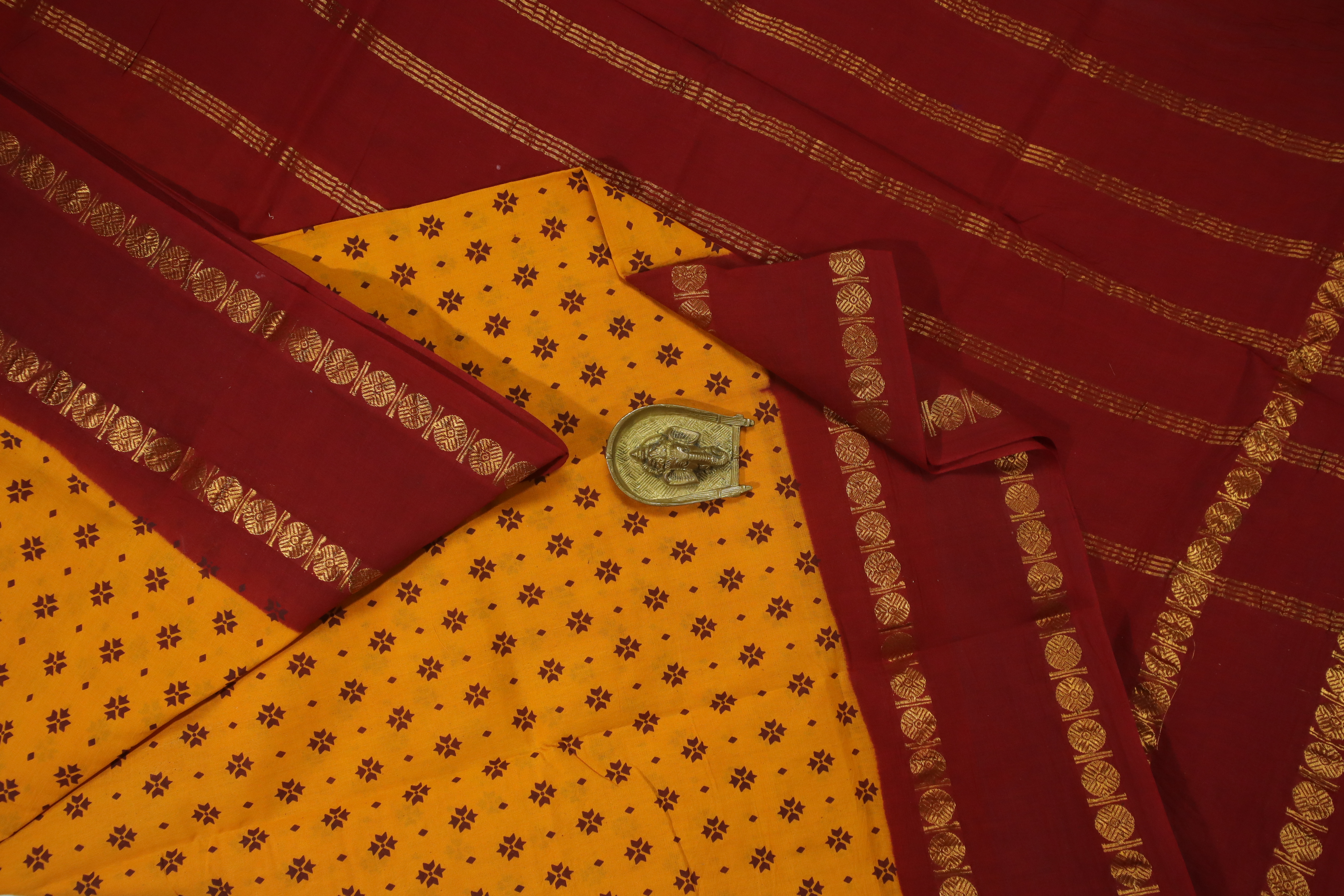 madurai-sungudi-saree-ss005660-a