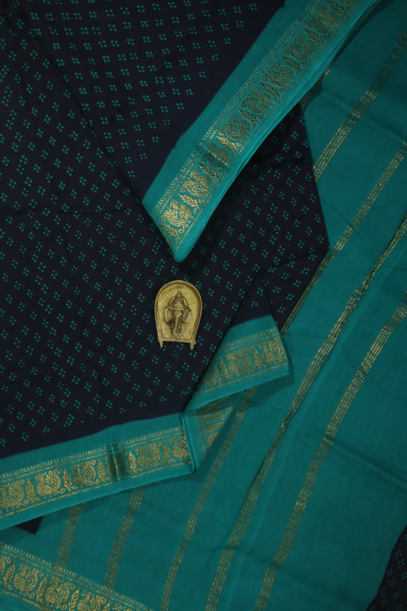 madurai-sungudi-saree-ss005703-a