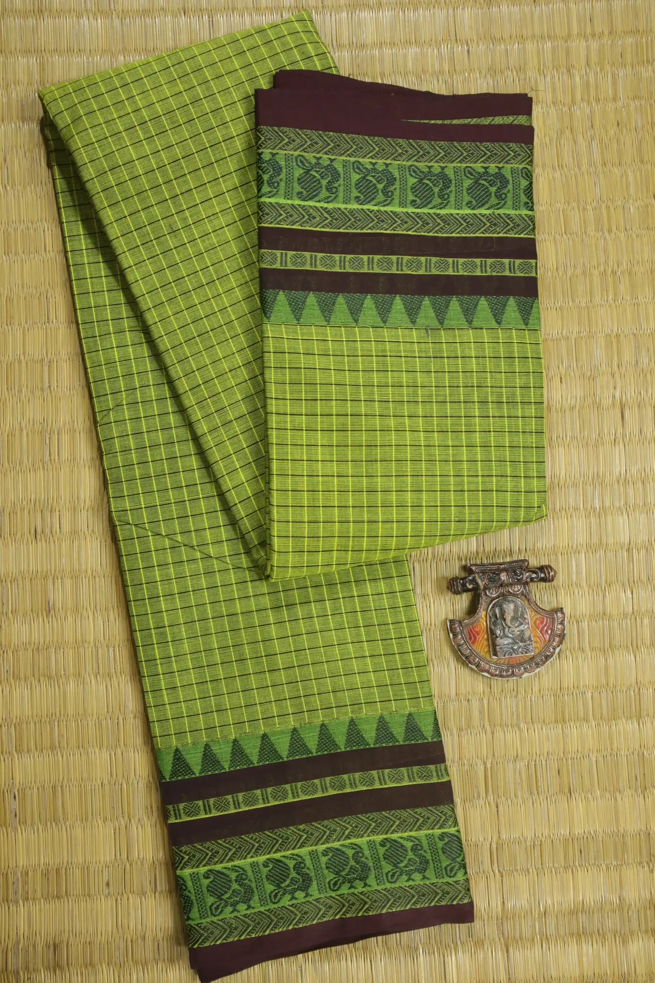 olive-drab-temple-ruthratcham-peacock-traditional-chettinad-checked-saree-ck002373-a