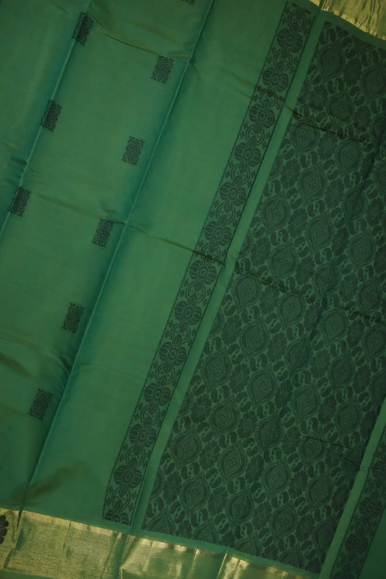 green-flower-tree-coimbatore-cotton-saree-cbe000242-c