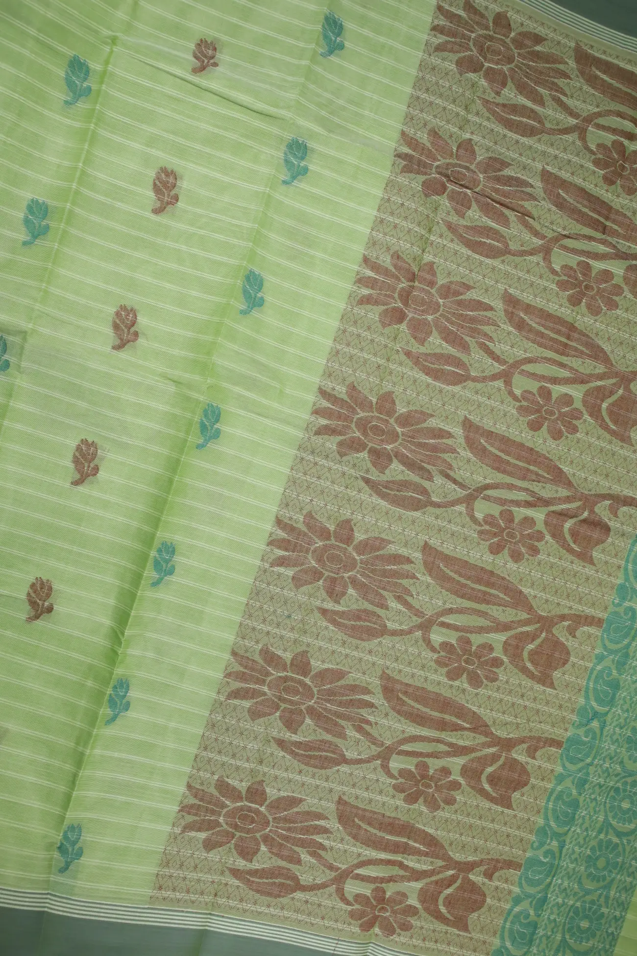 light-sea-green-flower-horizontal-stripes-coimbatore-cotton-saree-cbe000211-c