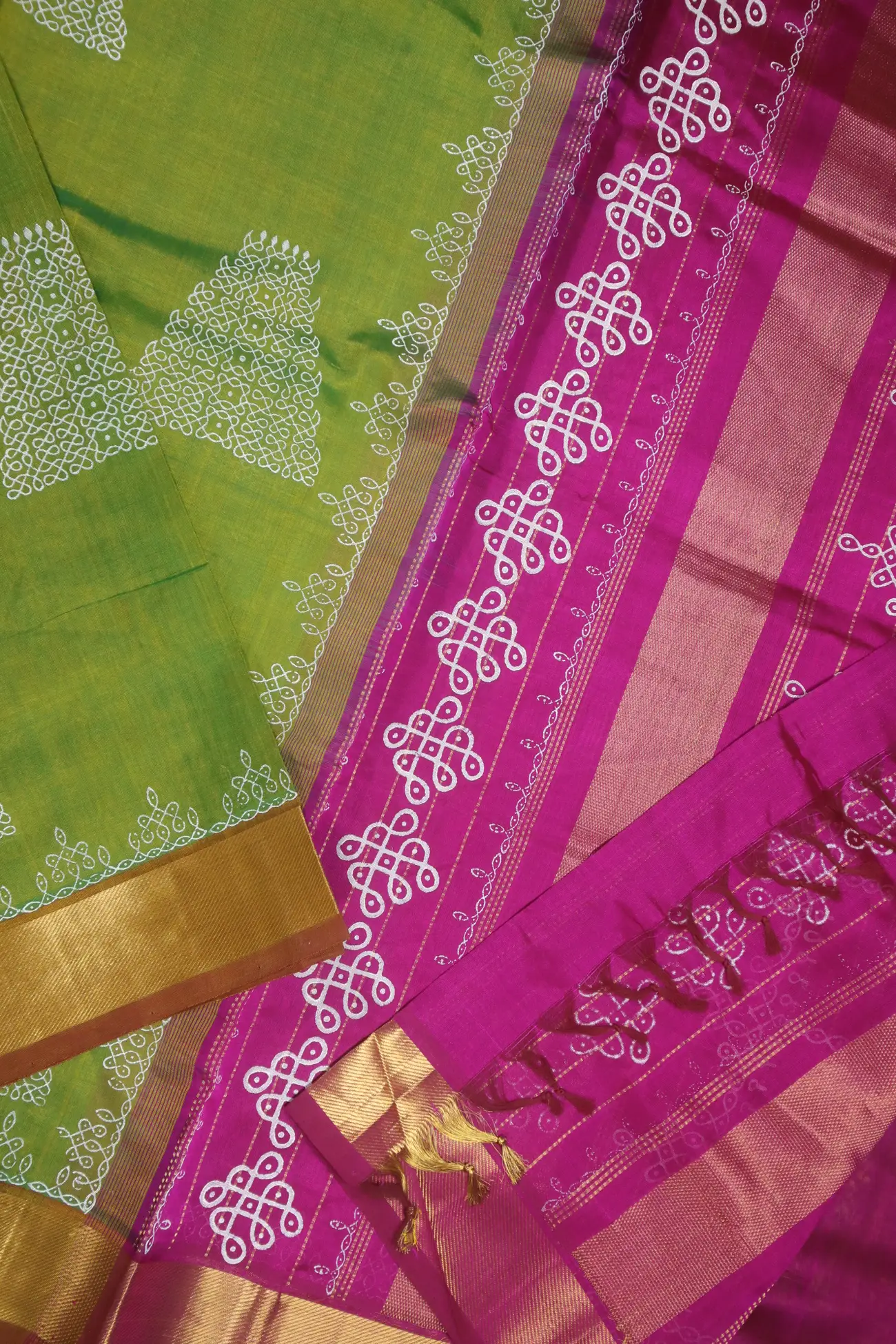 green-kolam-bavanji-border-kanchi-silk-cotton-saree-sc002726-f