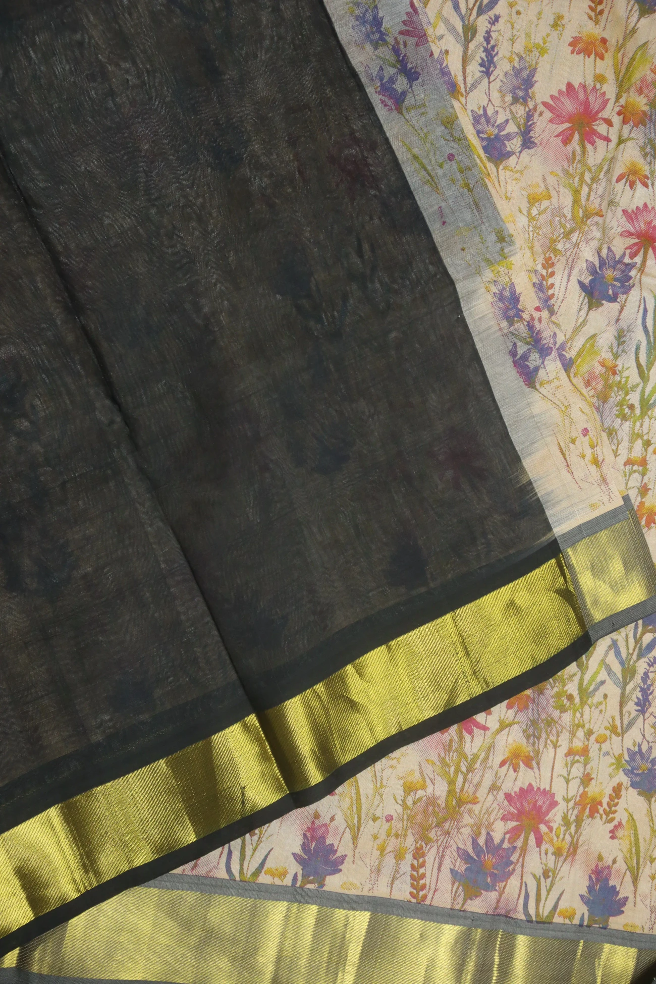 ivory-flowers-bavanji-border-kanchi-silk-cotton-saree-sc002741-e