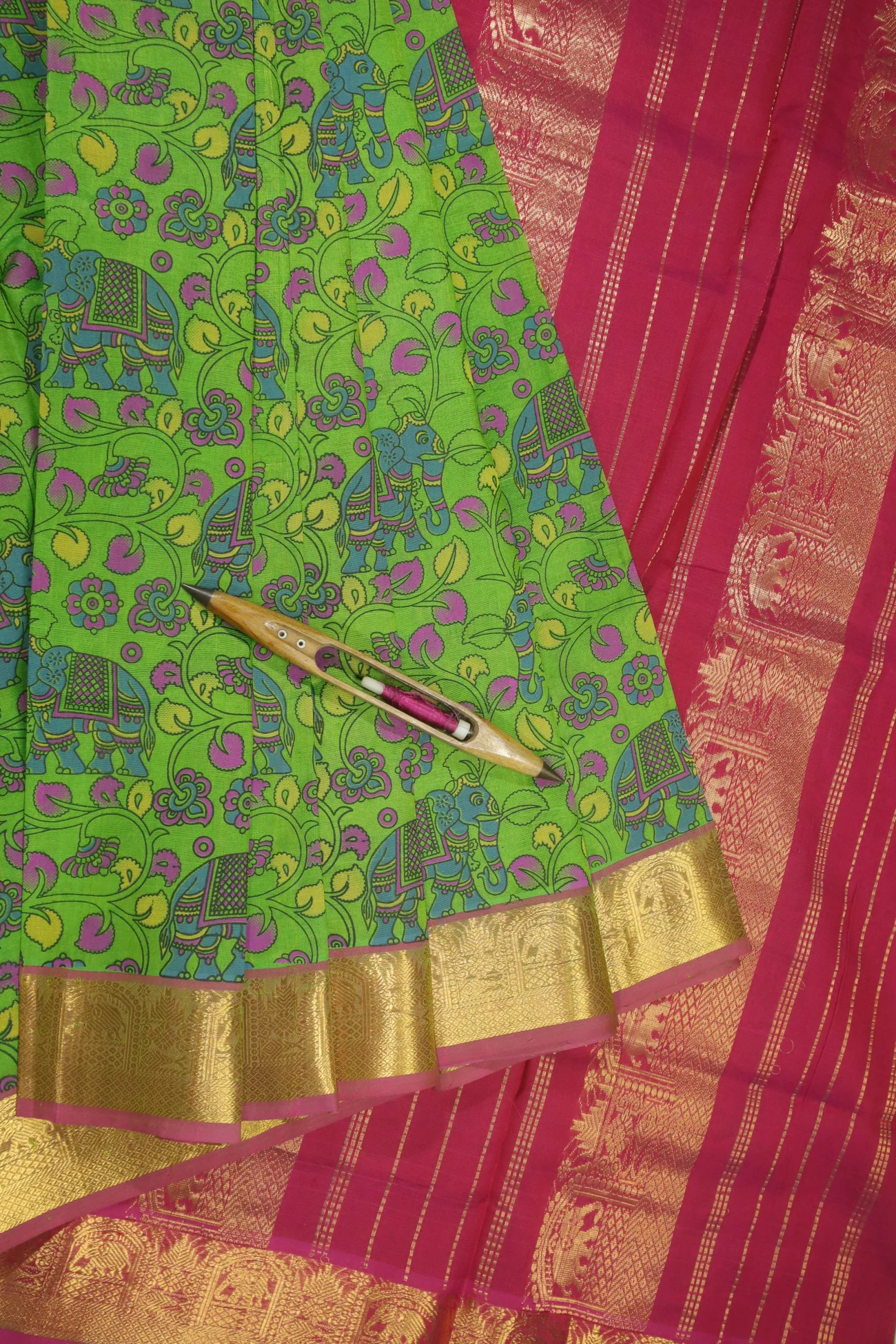 green-flowers-bavanji-border-kanchi-silk-cotton-saree-sc002738-a