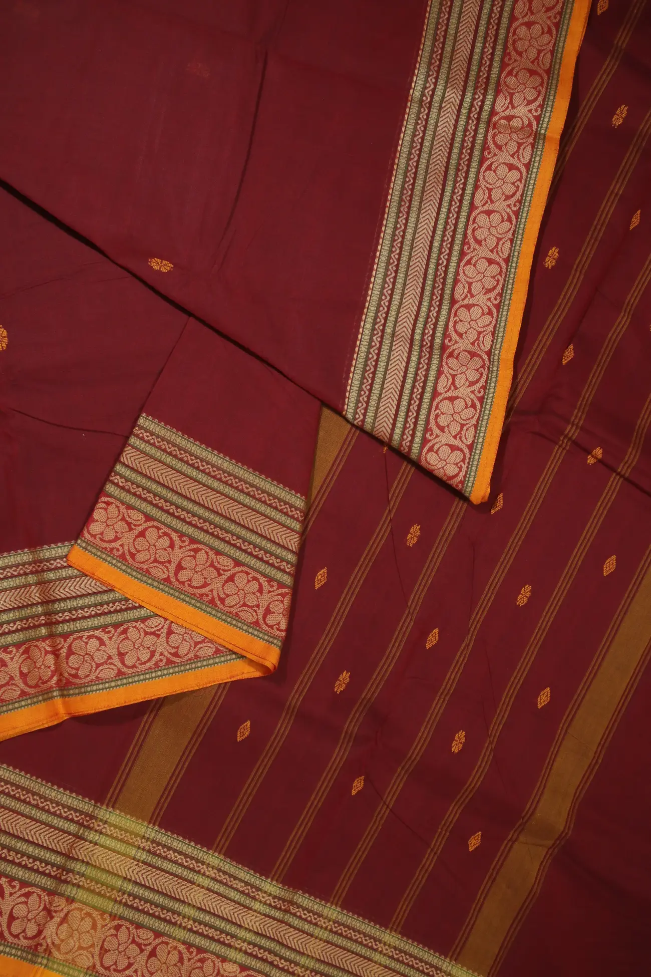 maroon-ruthratcham-veldhari-flower-grand-chettinad-saree-gc001542-b