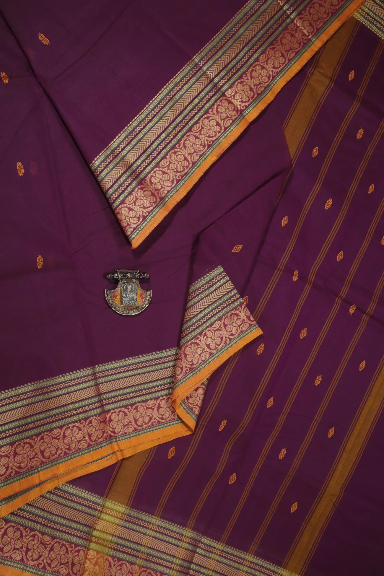 purple-flowers-chettinad-sarees-gc001539-a