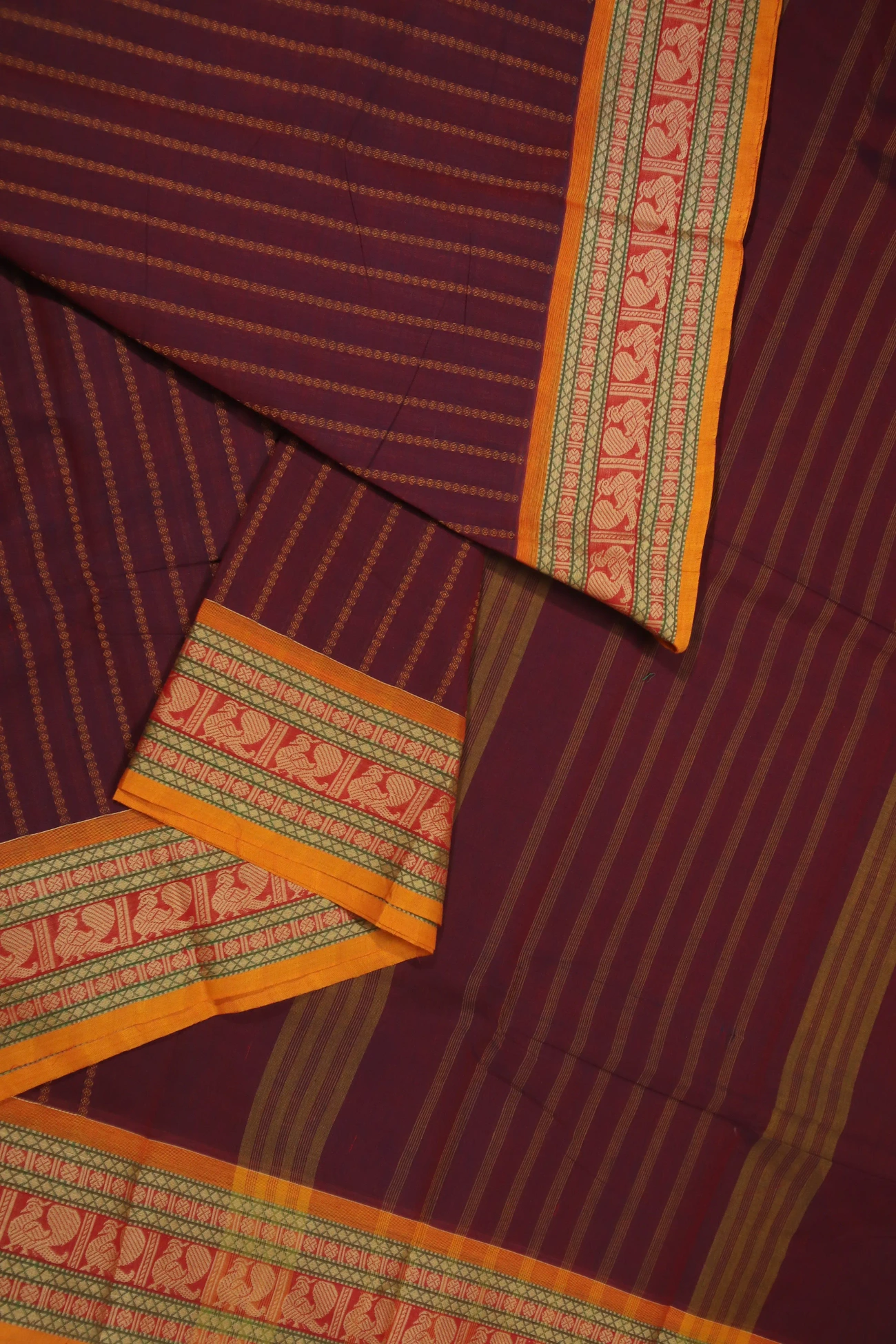 maroon-vertical-stripes-grand-chettinad-saree-gc001533-b