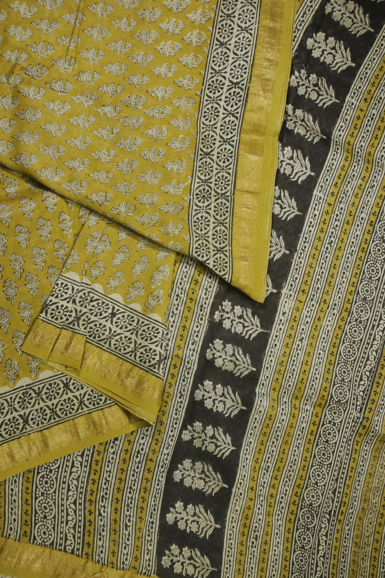 mustard-flowers-maheshwari-silk-cotton-mh000200-b