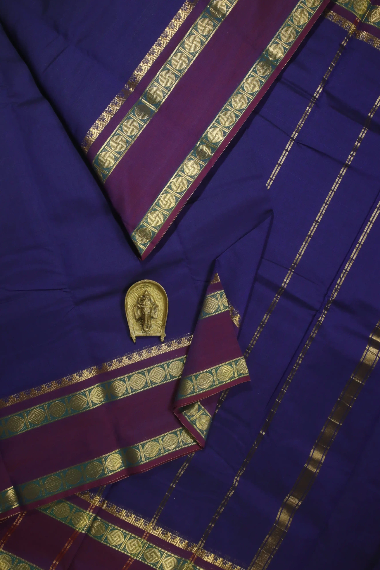 blue-ruthratcham-temple-kundavai-saree-kun000013-a