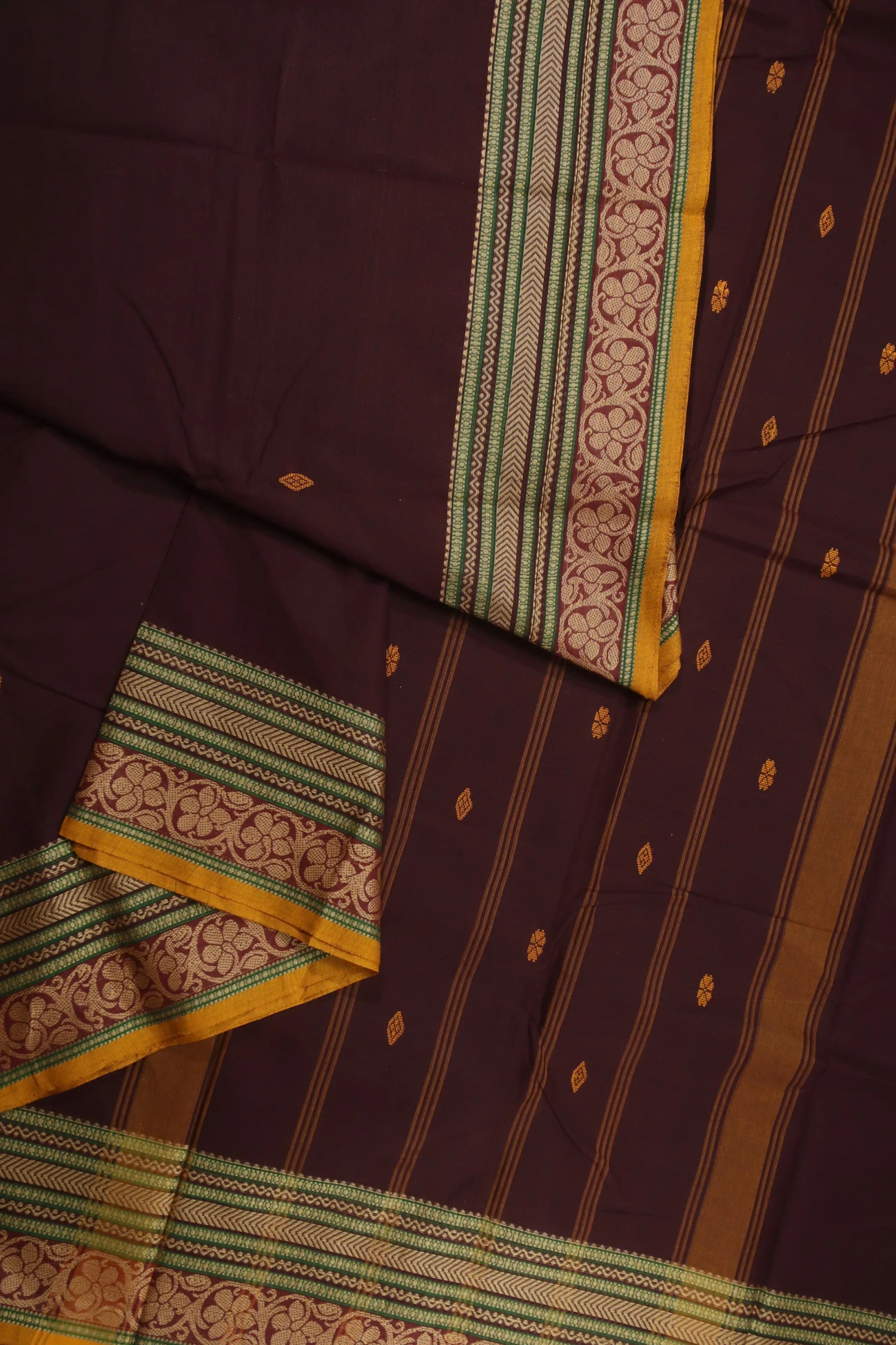 brown-flower-chettinad-saree-gc001544-b