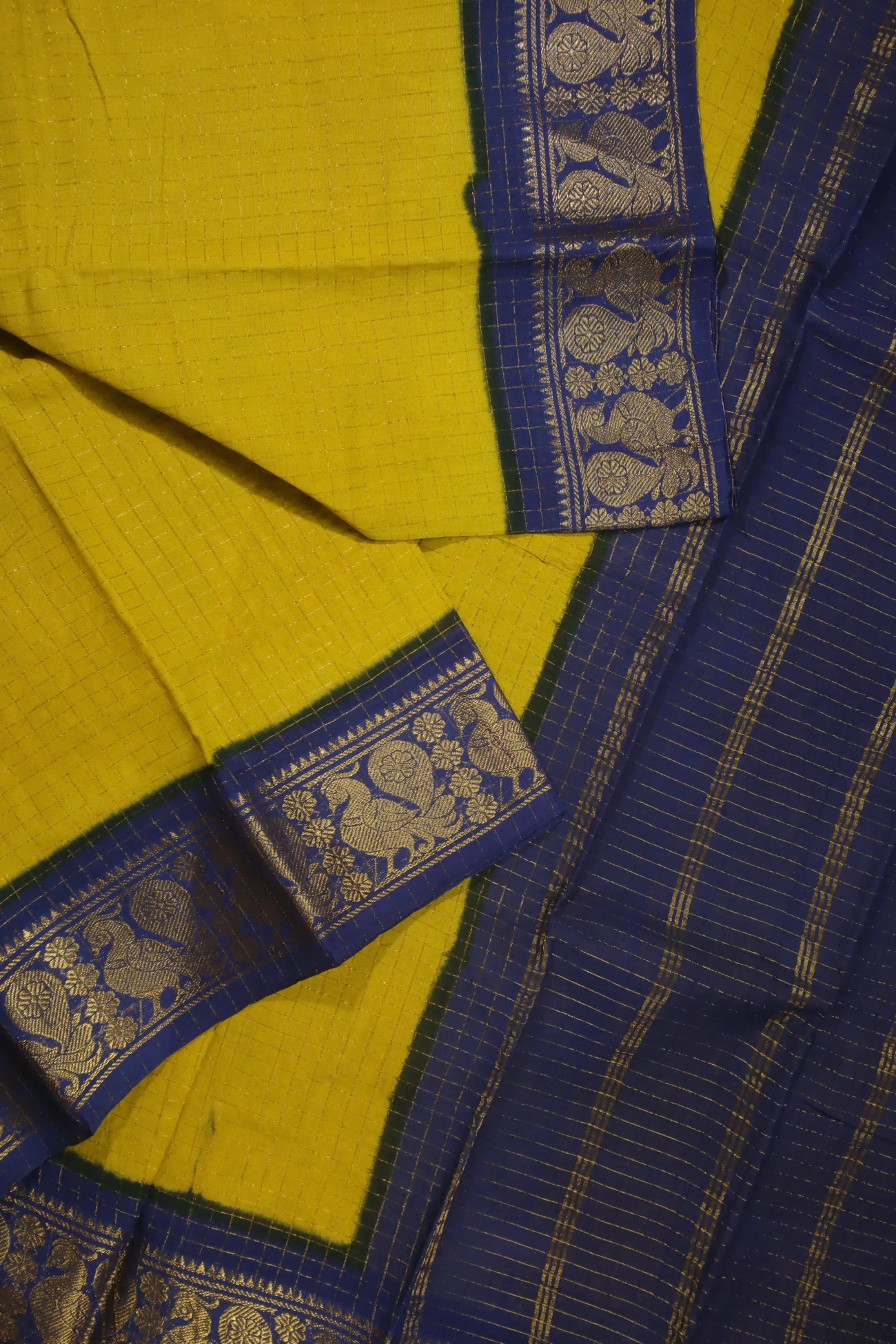 mustard-peacock-madurai-sungudi-saree-ss005736-b