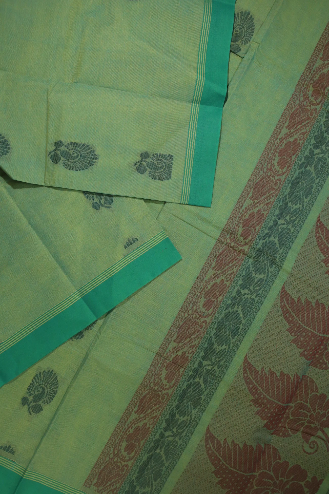 lime-green-flower-coimbatore-cotton-saree-cbe000233-b