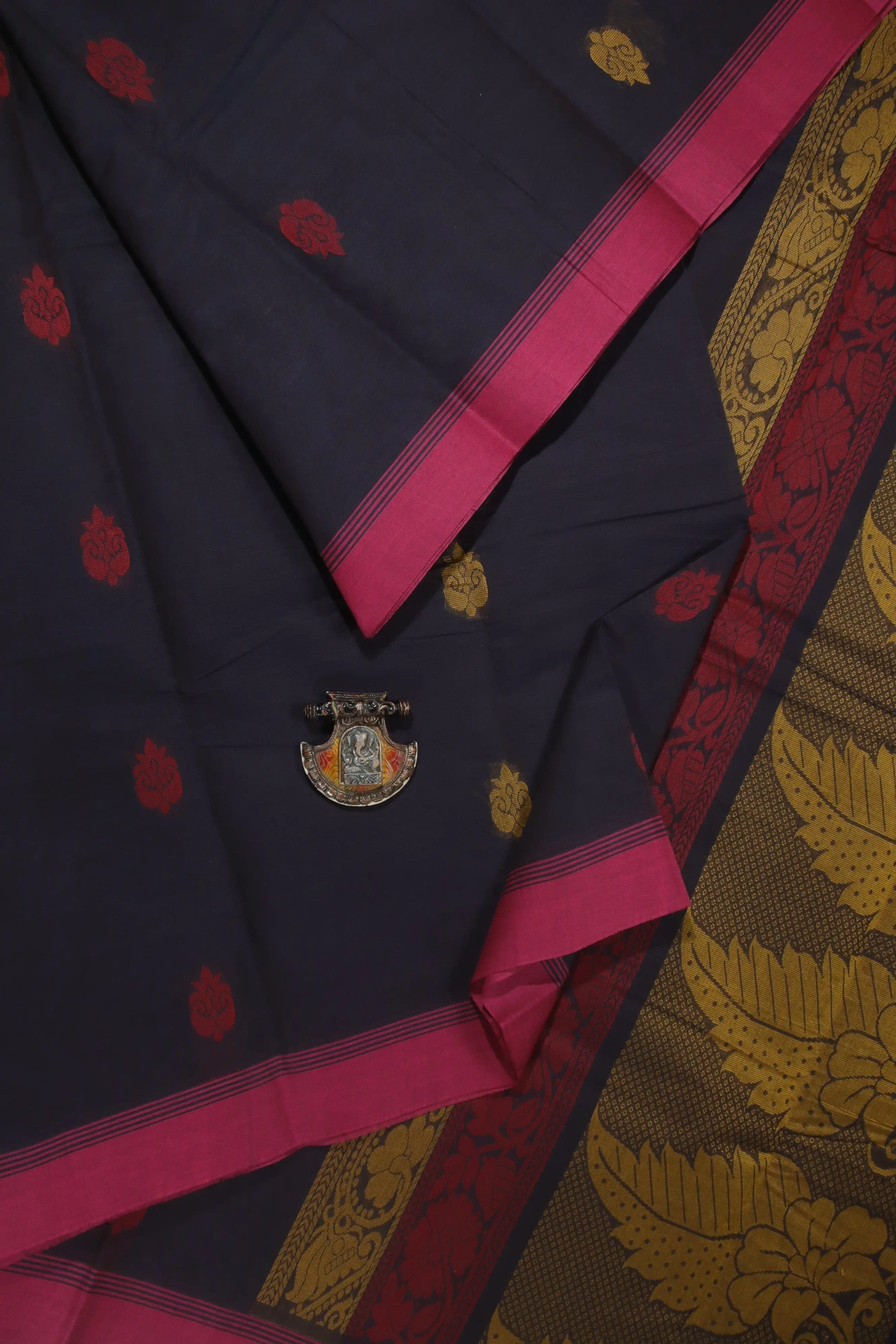 navy-flower-coimbatore-cotton-saree-cbe000205-a