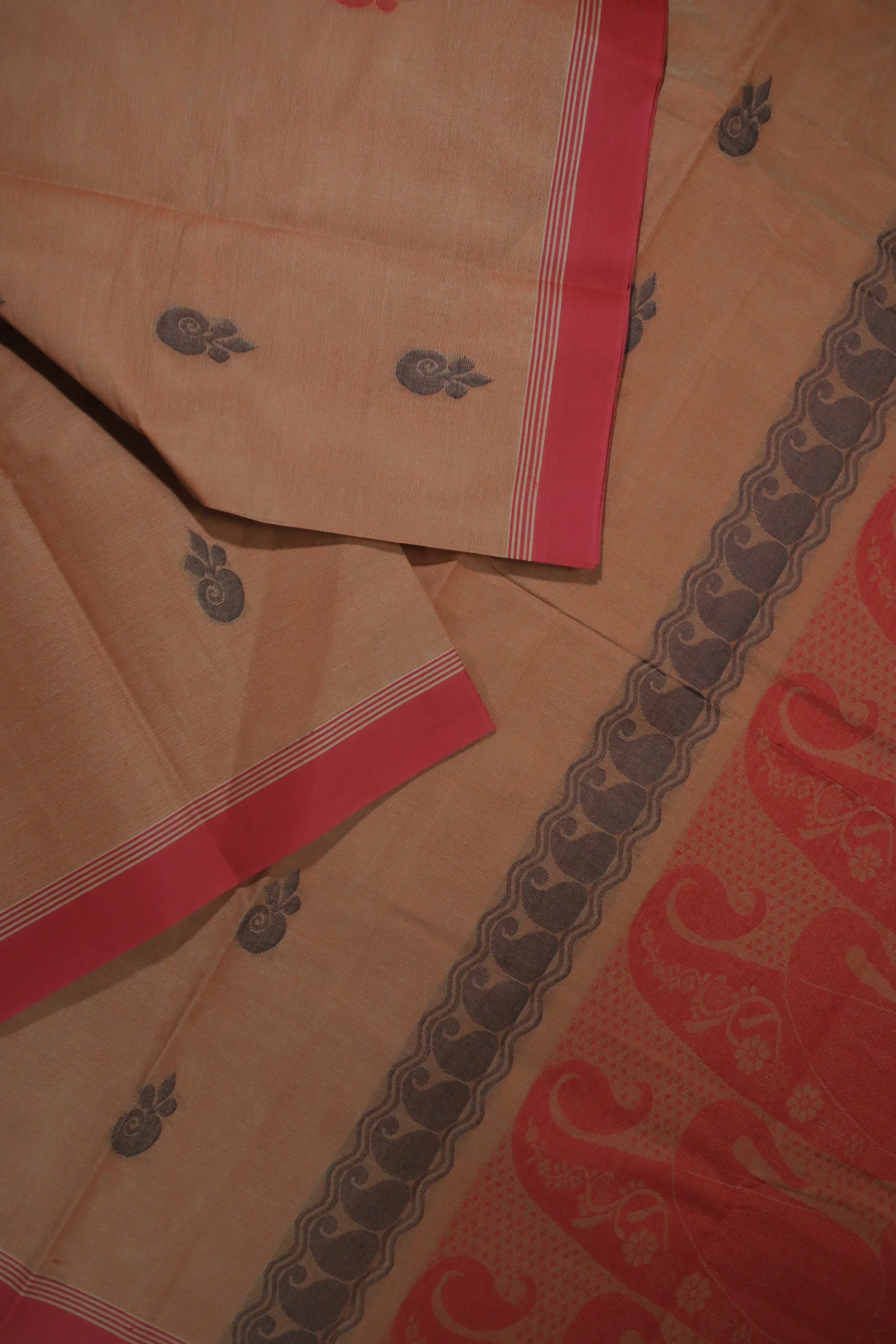 light-pink-flower-coimbatore-cotton-saree-cbe000236-b