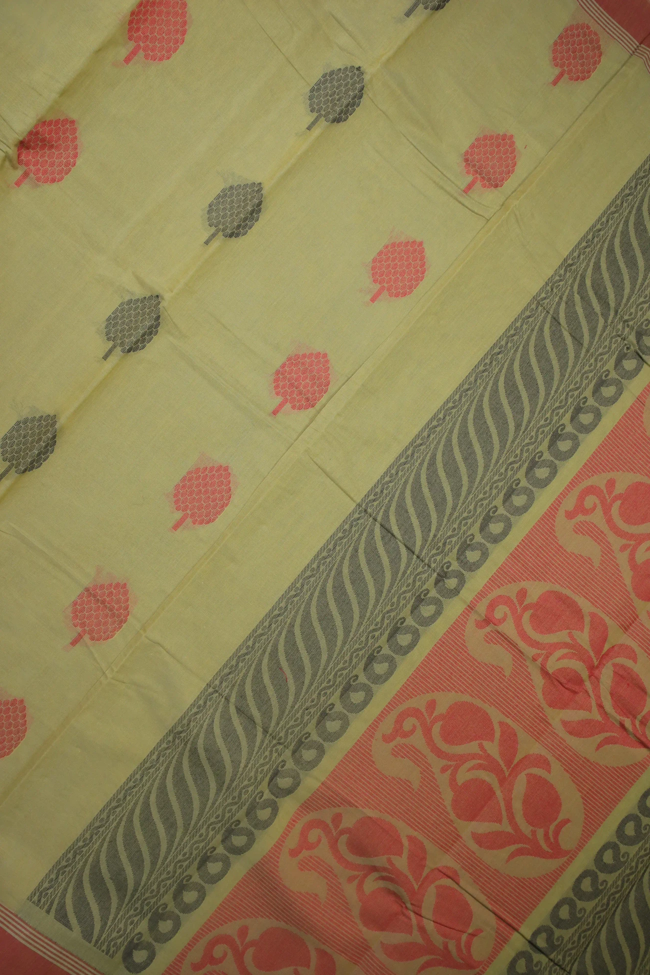 ivory-flower-coimbatore-cotton-saree-cbe000253-c