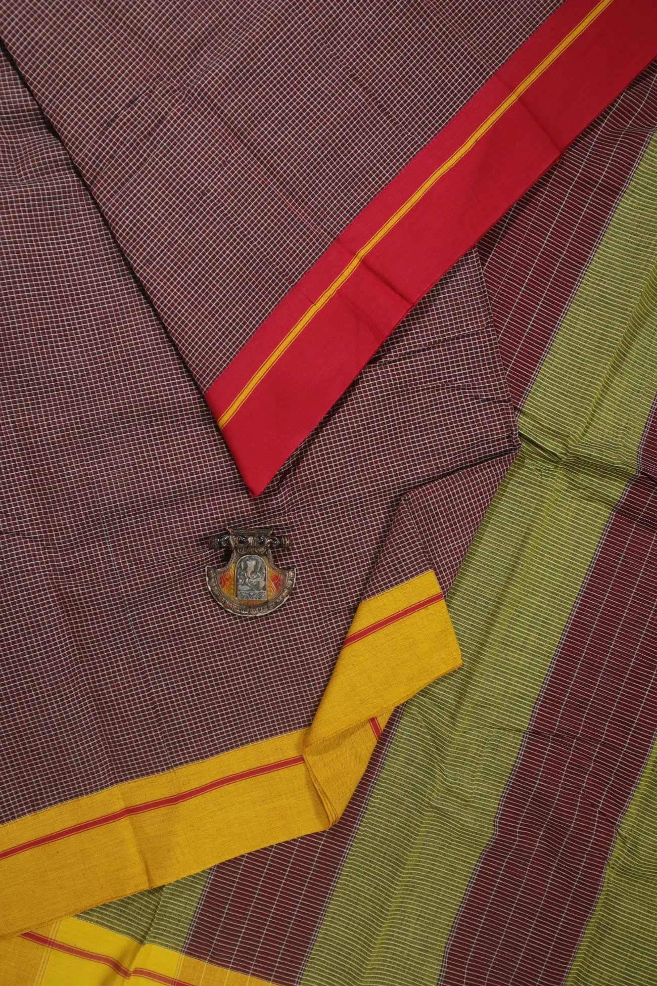 maroon-checked-patteda-anchu-saree-pa000024-a