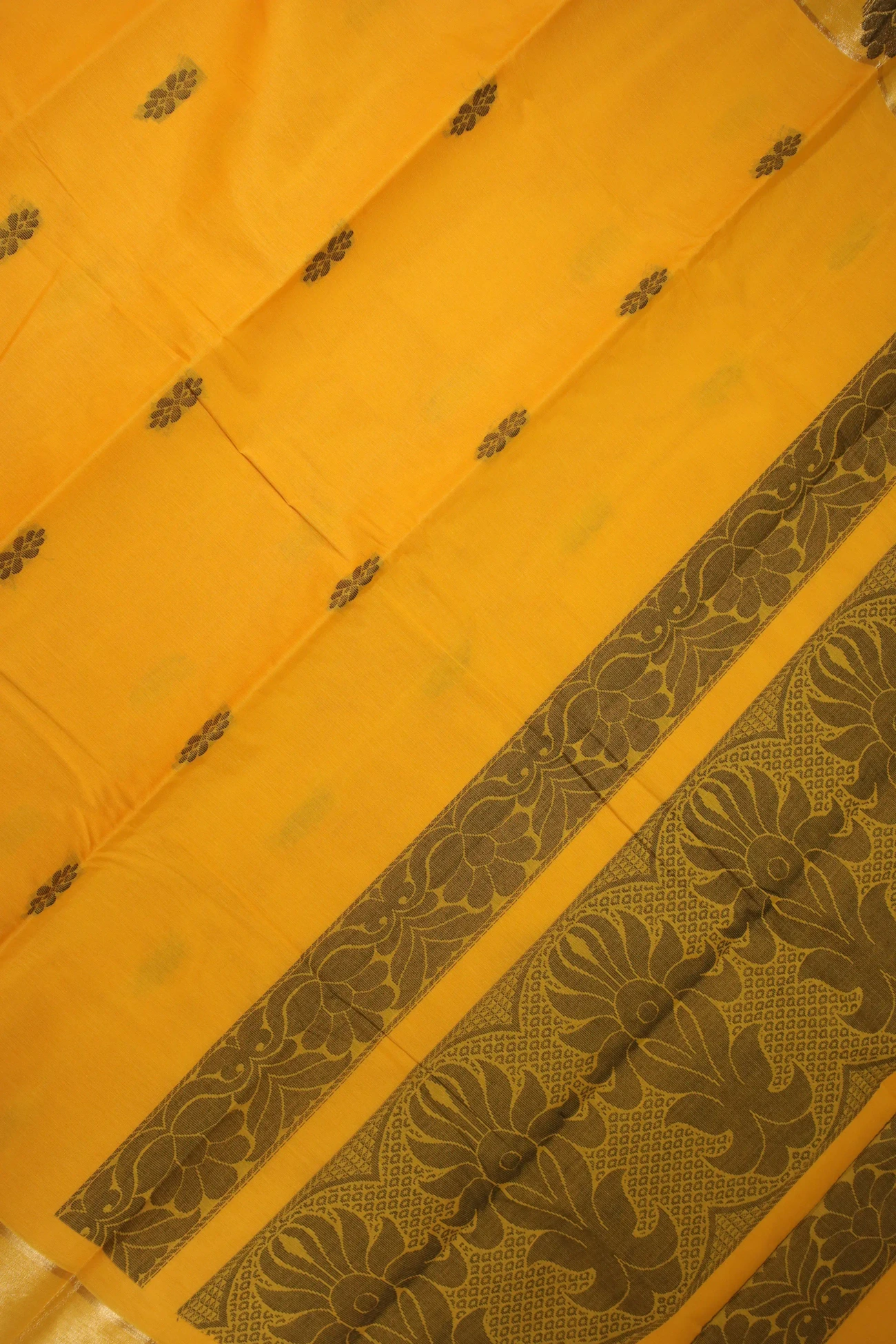 yellow-flower-coimbatore-cotton-saree-cbe000249-c