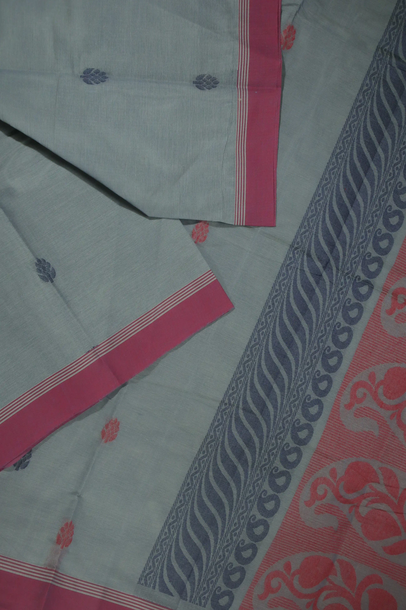 gray-flower-coimbatore-cotton-saree-cbe000271-b