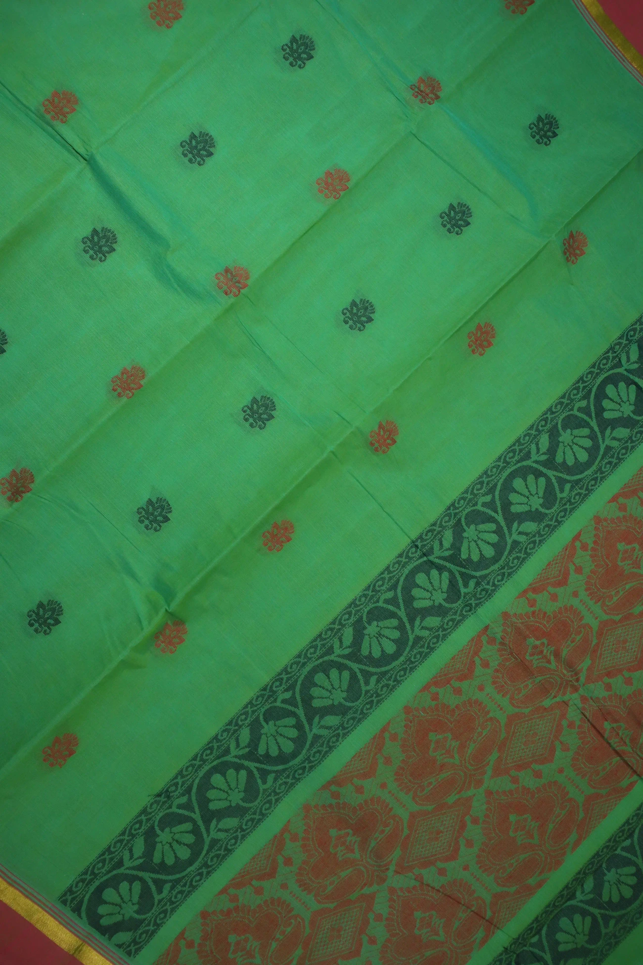 green-flower-coimbatore-cotton-saree-cbe000214-c