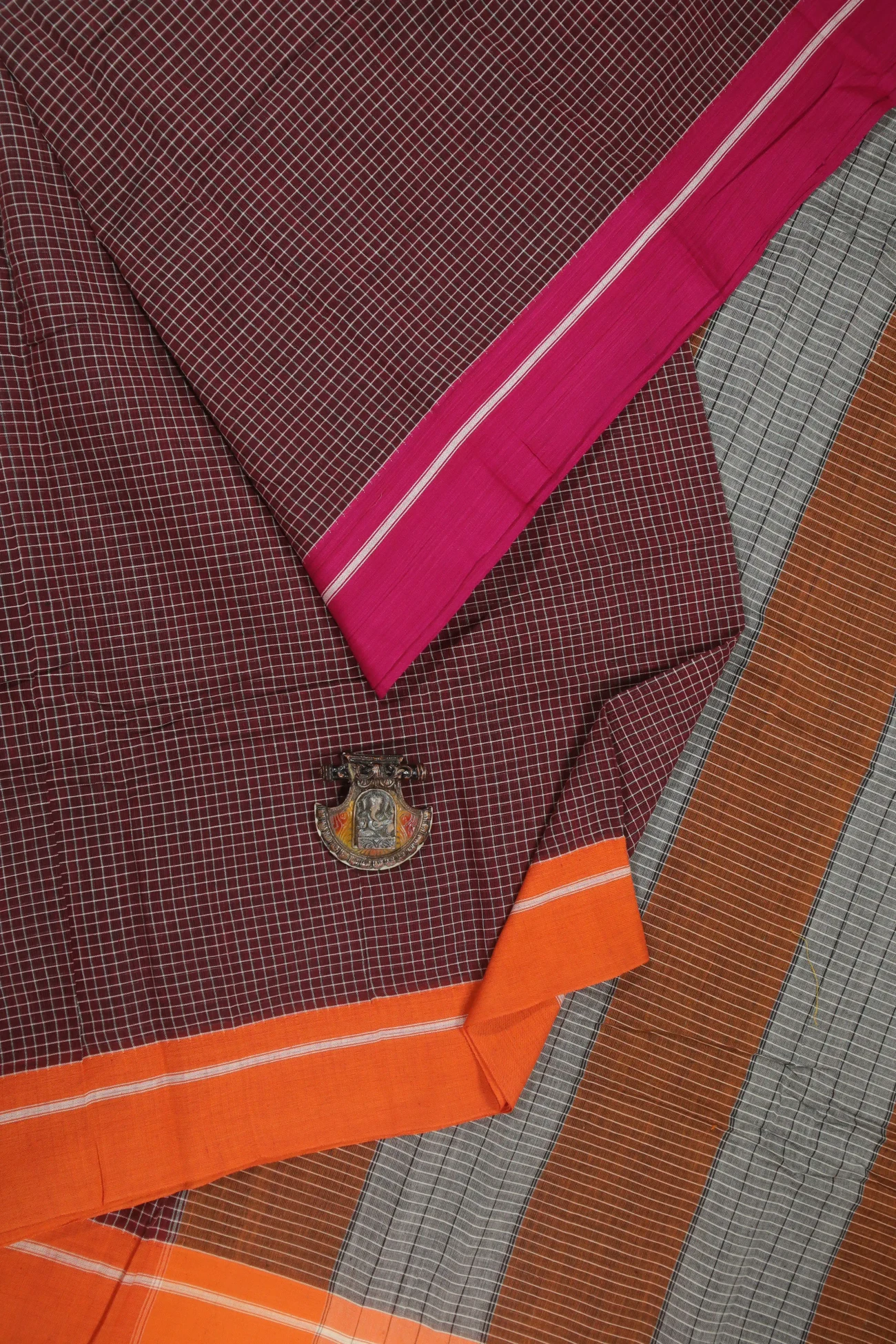 maroon-checked-patteda-anchu-saree-pa000032-a