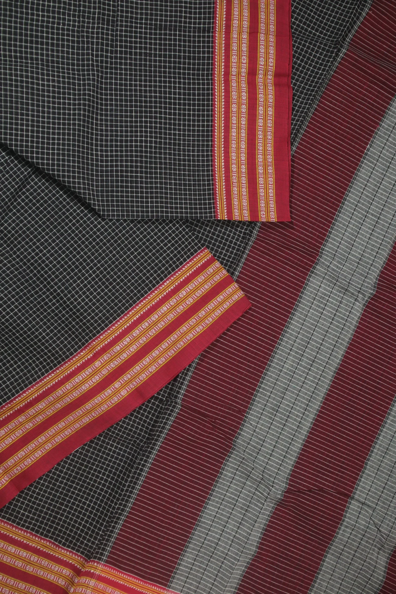 black-ruthratcham-checked-patteda-anchu-saree-pa000018-b