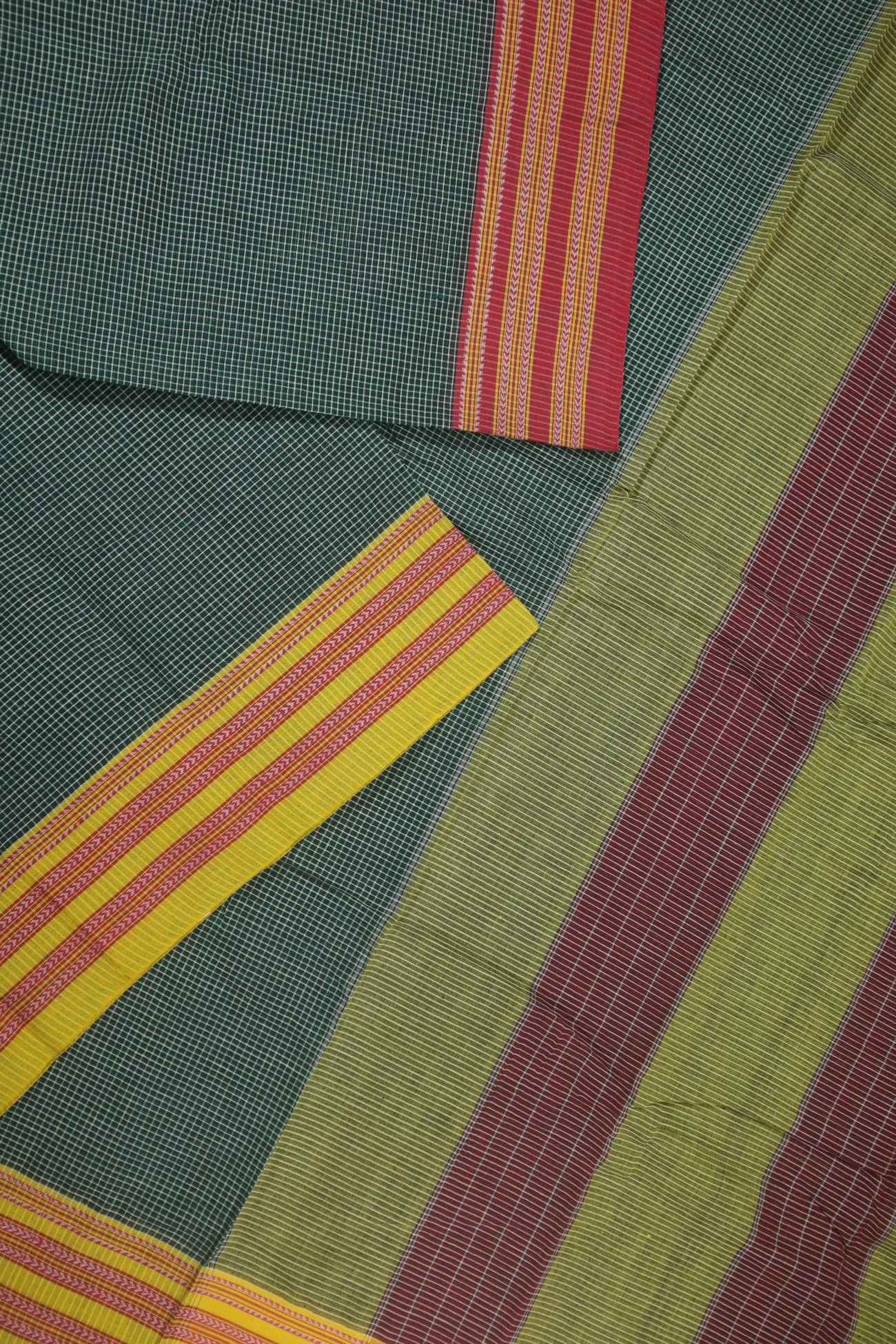 dark-green-checked-patteda-anchu-saree-pa000017-b