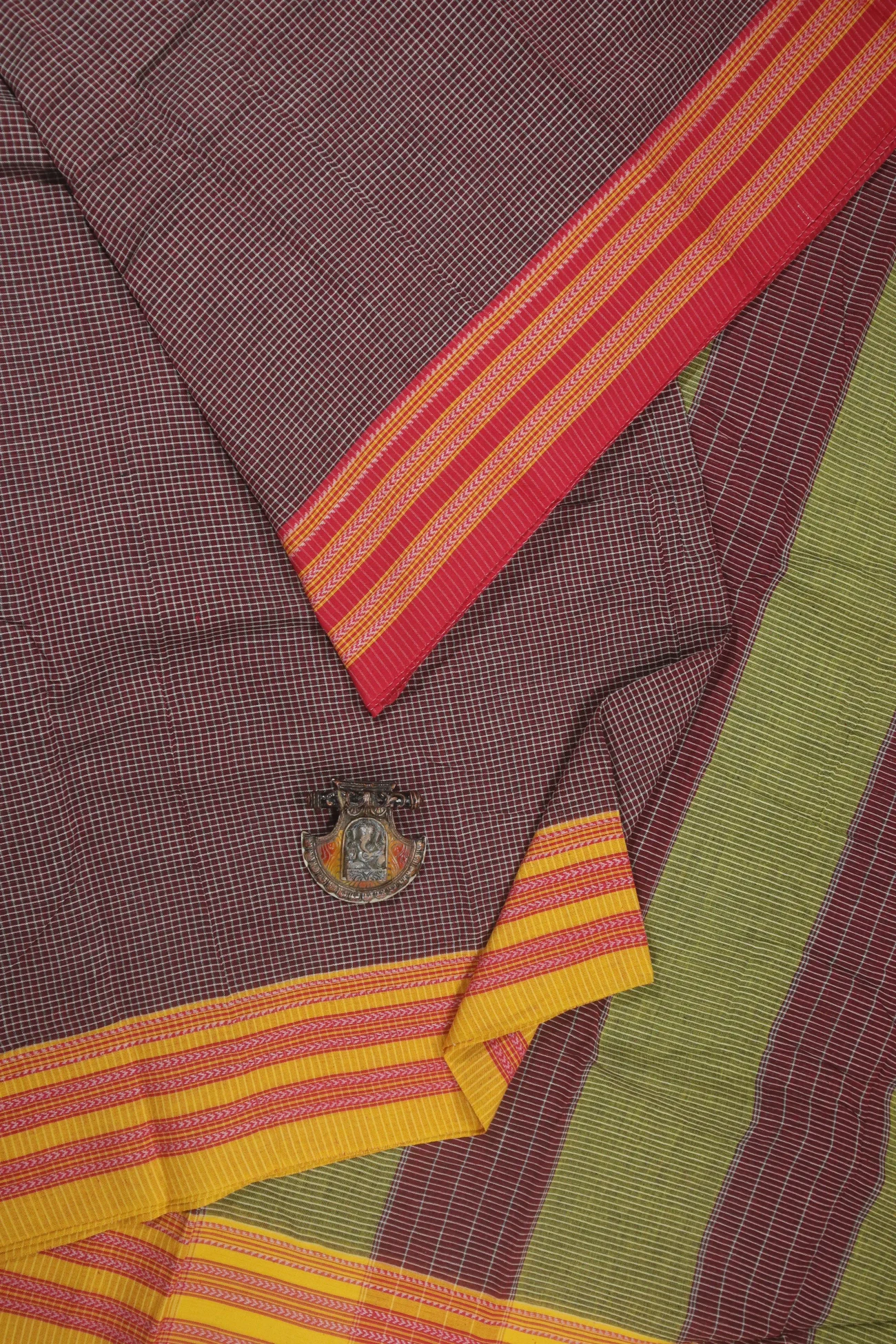 dark-maroon-checked-patteda-anchu-saree-pa000019-a