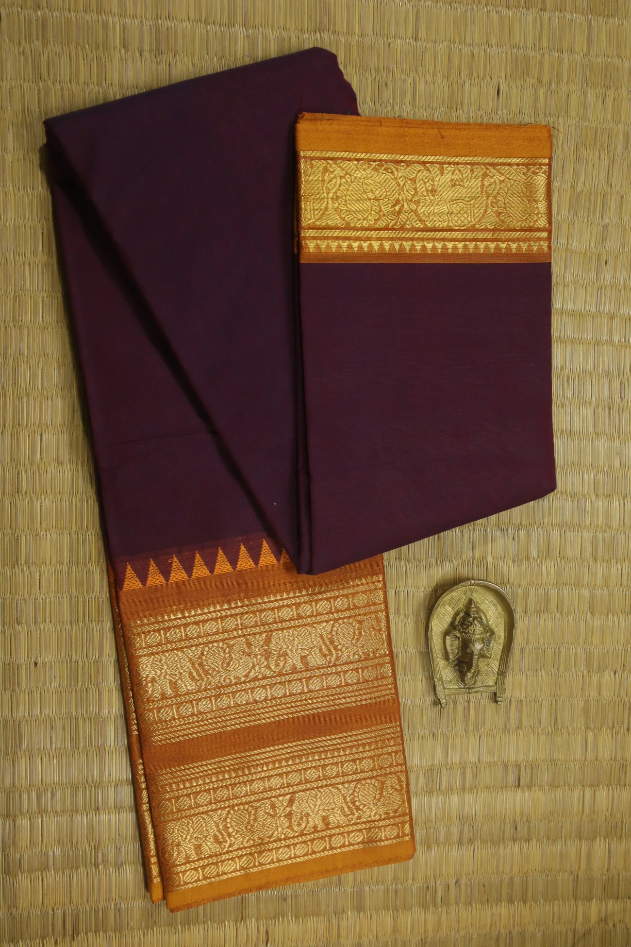 dark-maroon-peacock-elephant-malarkodi-sarees-mk007425-a