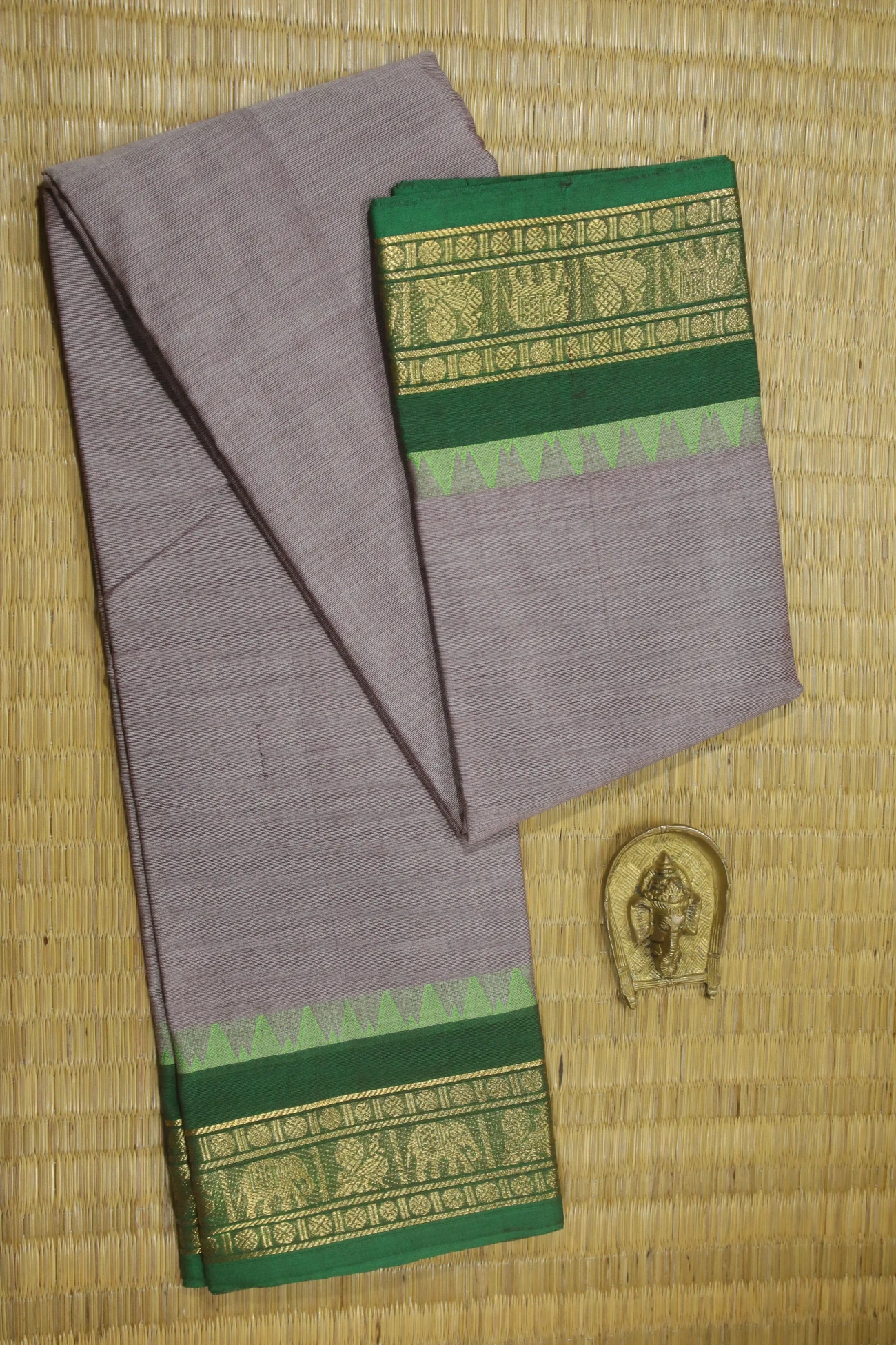 gray-peacock-elephant-malarkodi-sarees-mk007363-a