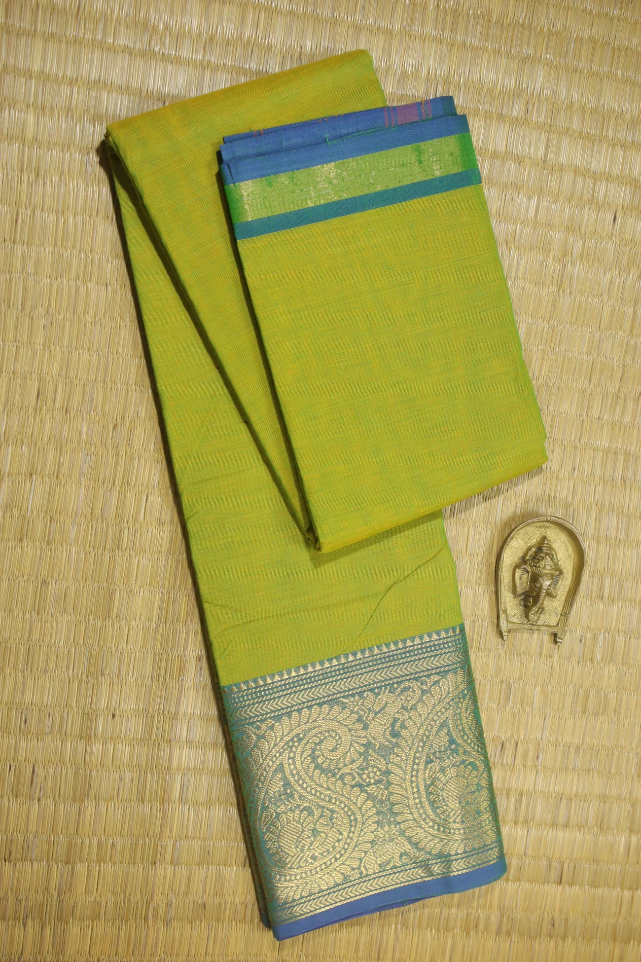 lime-green-mango-peacock-malarkodi-saree-mk007661-a