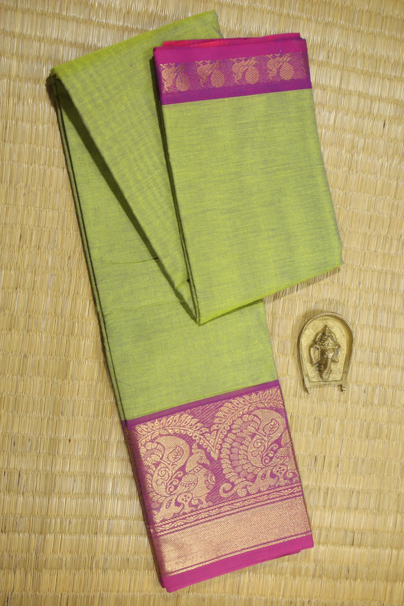 light-green-peacock-malarkodi-saree-mk007662-a