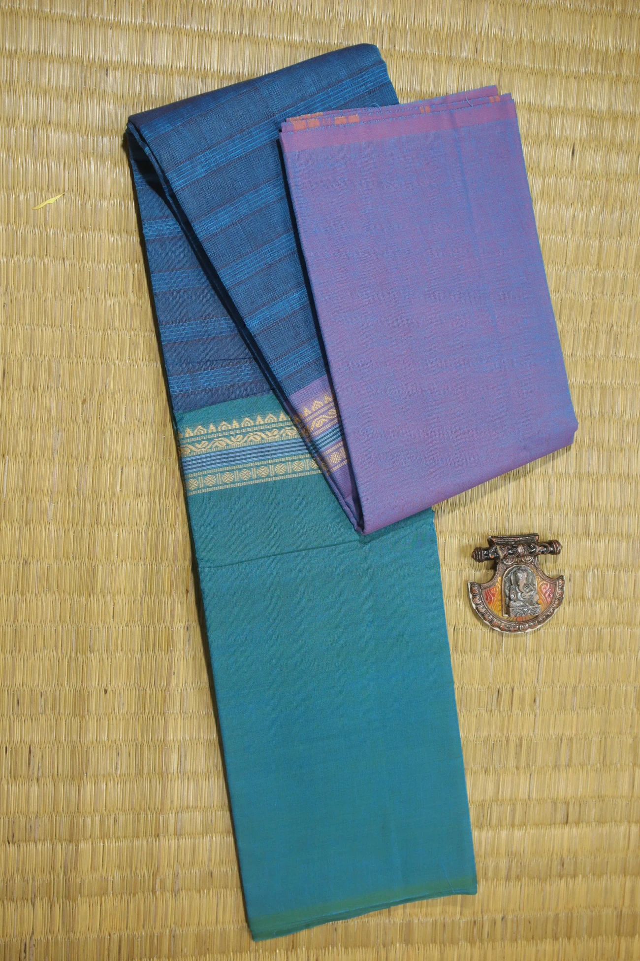 peacock-blue-muppagam-three-part-temple-malarkodi-saree-mk007580-a