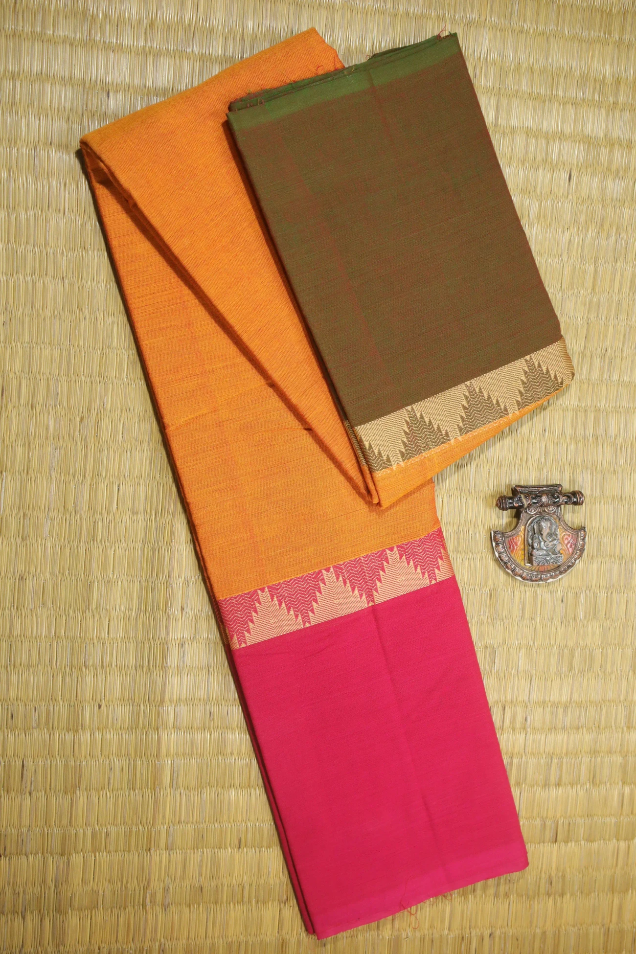 orange-temple-muppagam-three-part-malarkodi-saree-mk007570-a