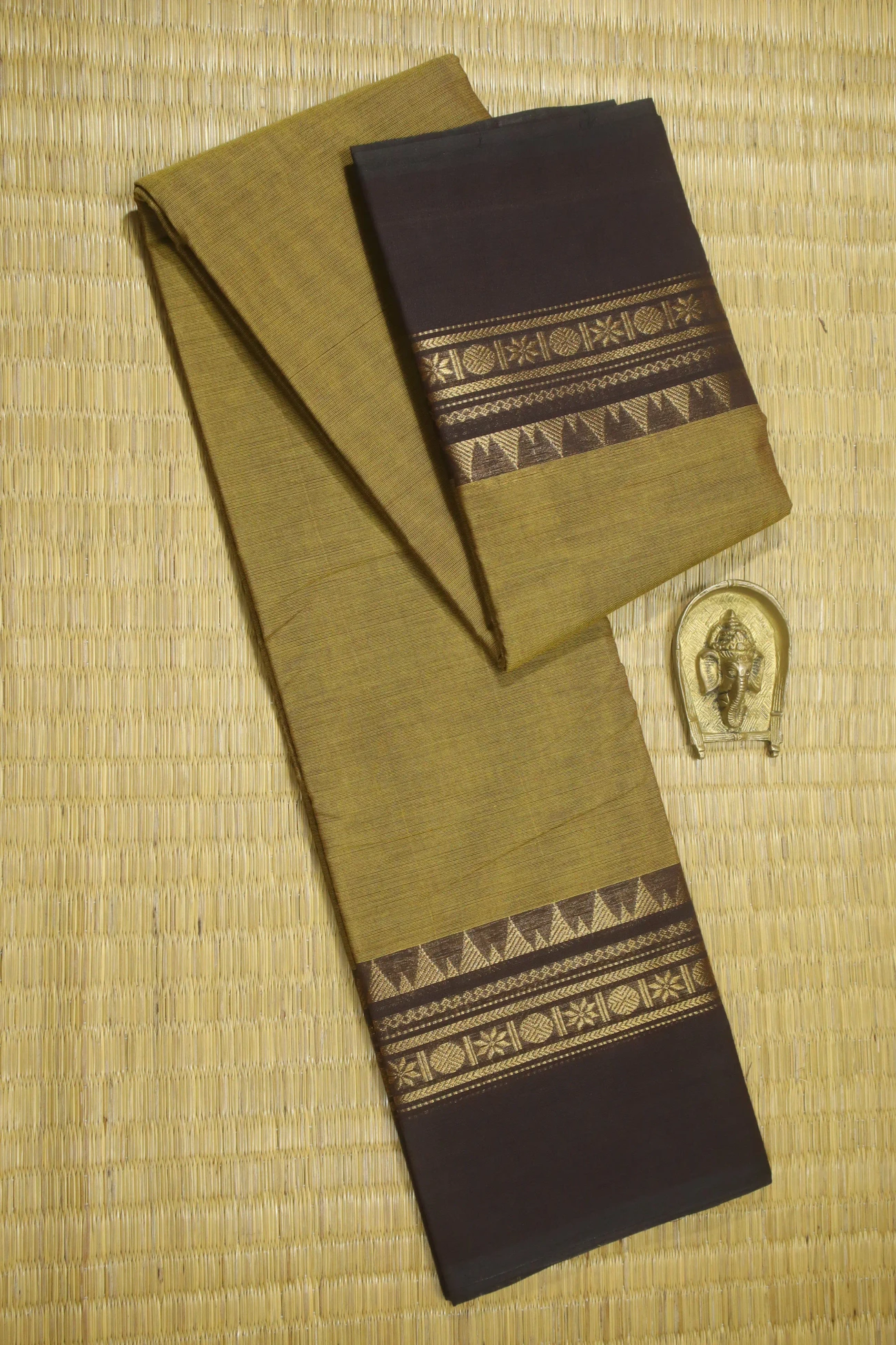 dark-khaki-temple-ruthratcham-malarkodi-saree-mk007313-a