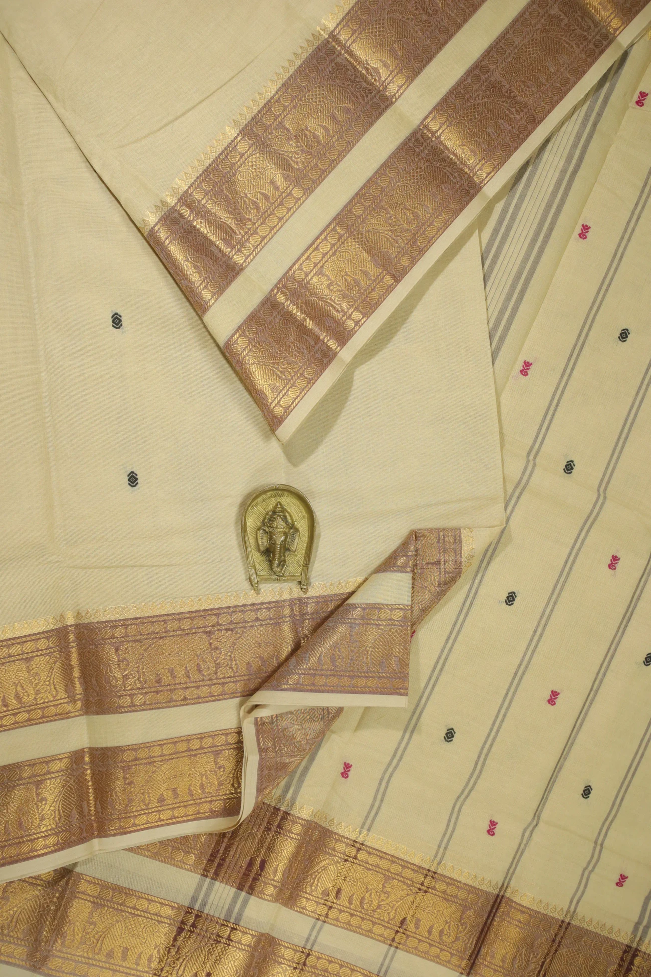 bisque-elephant-grand-chettinad-saree-gc001568-a