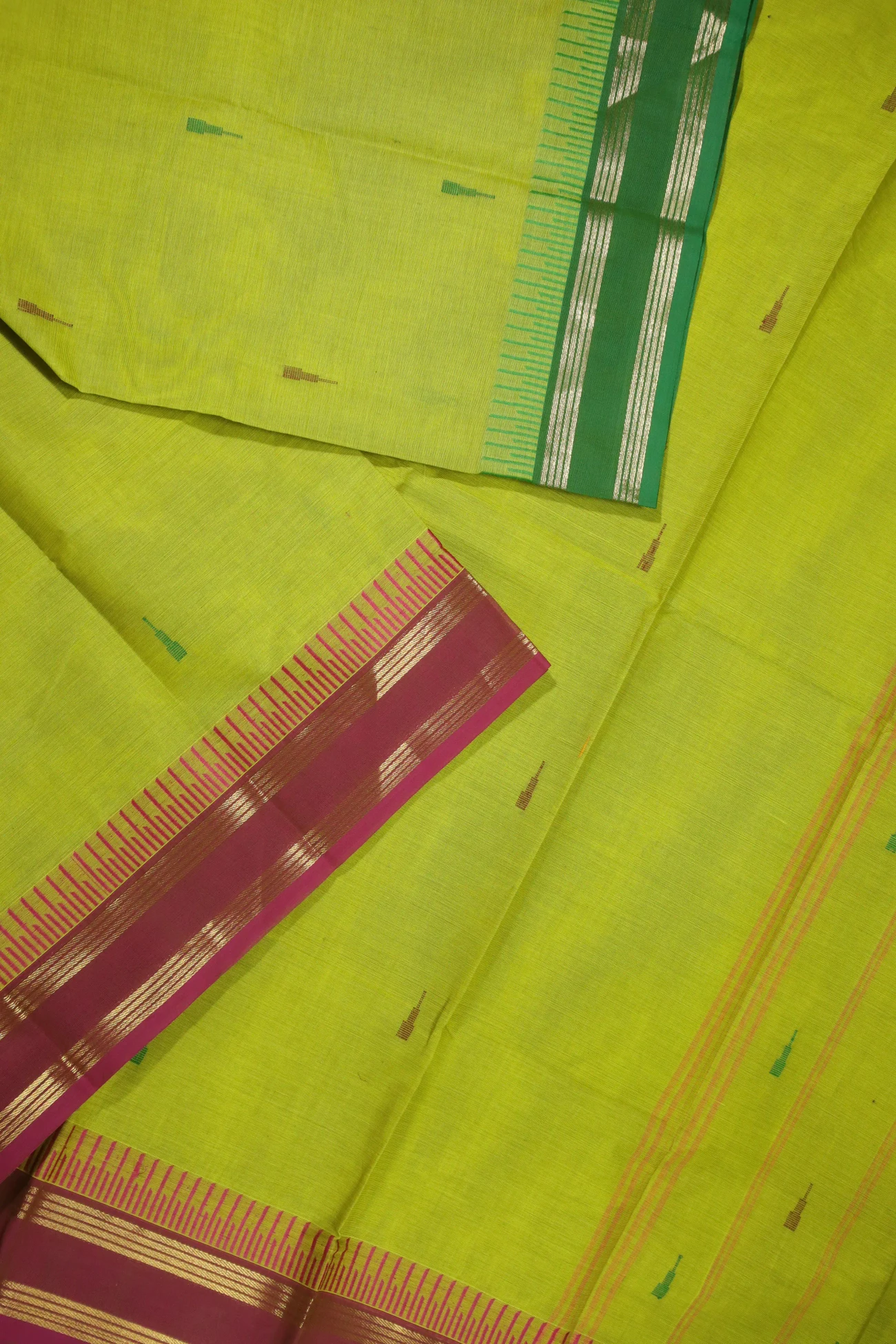 green-yellow-seepu-reku-border-grand-chettinad-saree-gc001575-b