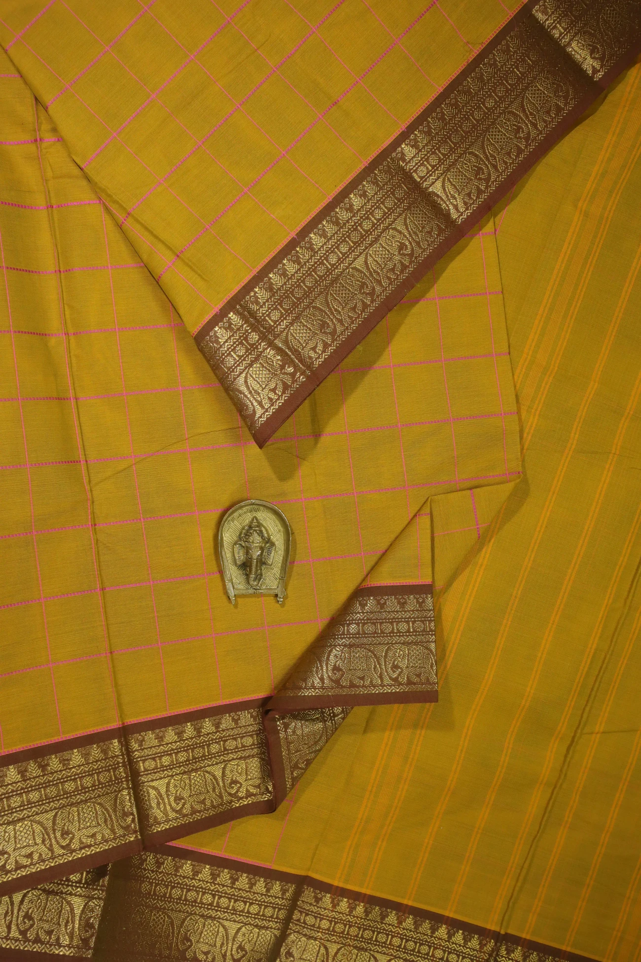 mustard-elephant-grand-chettinad-saree-gc001545-a