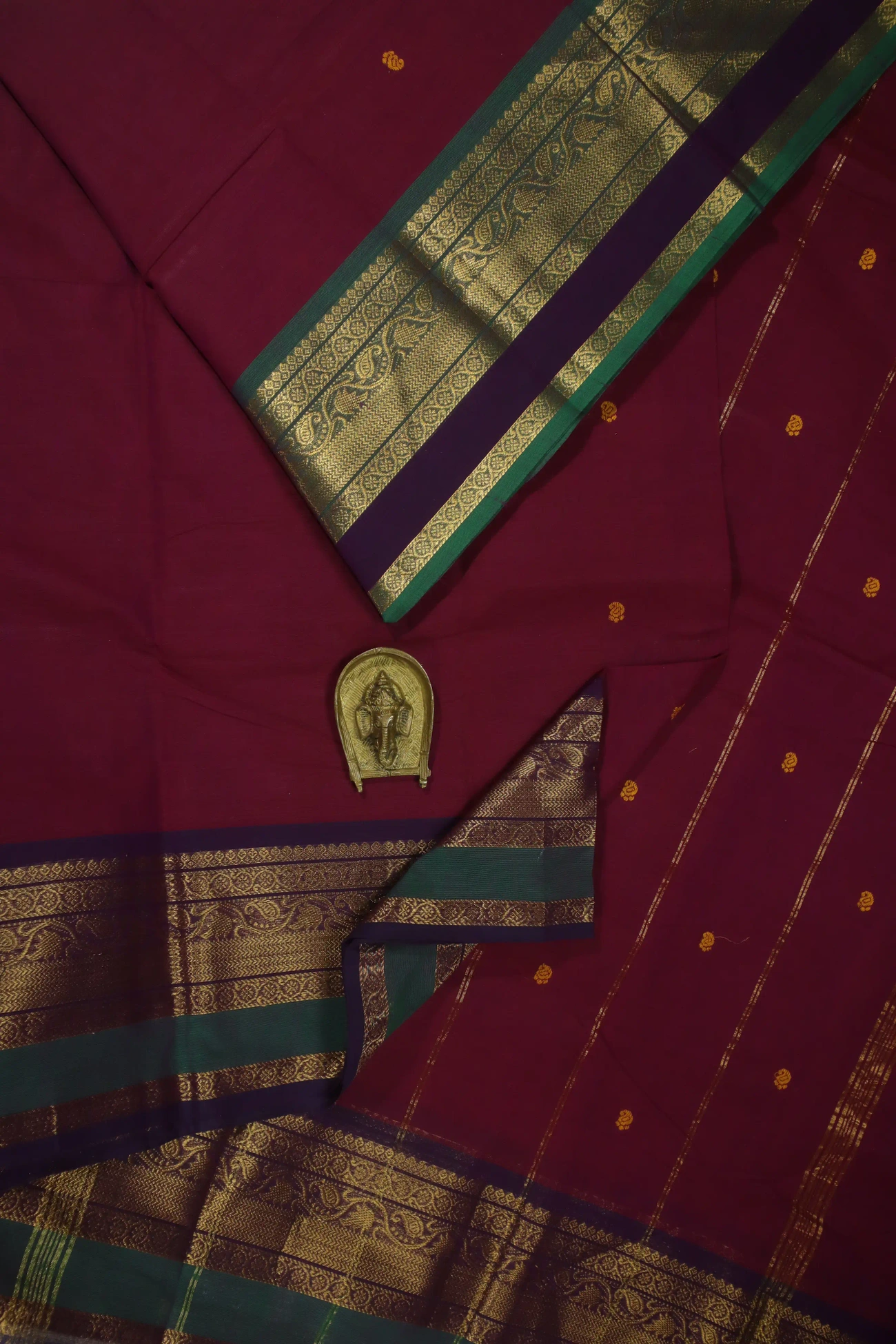 dark-magenta-flower-grand-chettinad-saree-gc001670-a