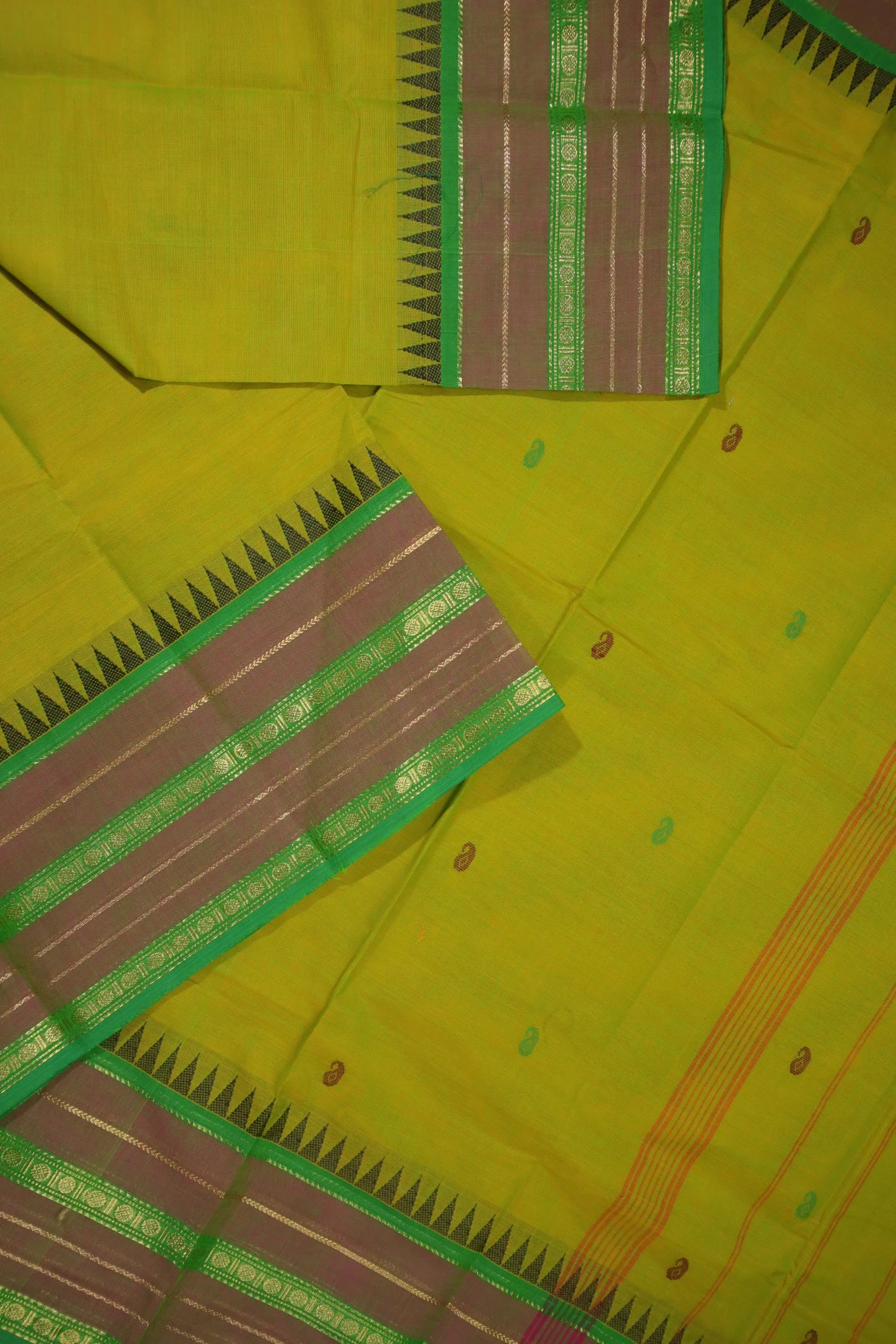 green-yellow-temple-ruthratcham-grand-chettinad-saree-gc001589-b