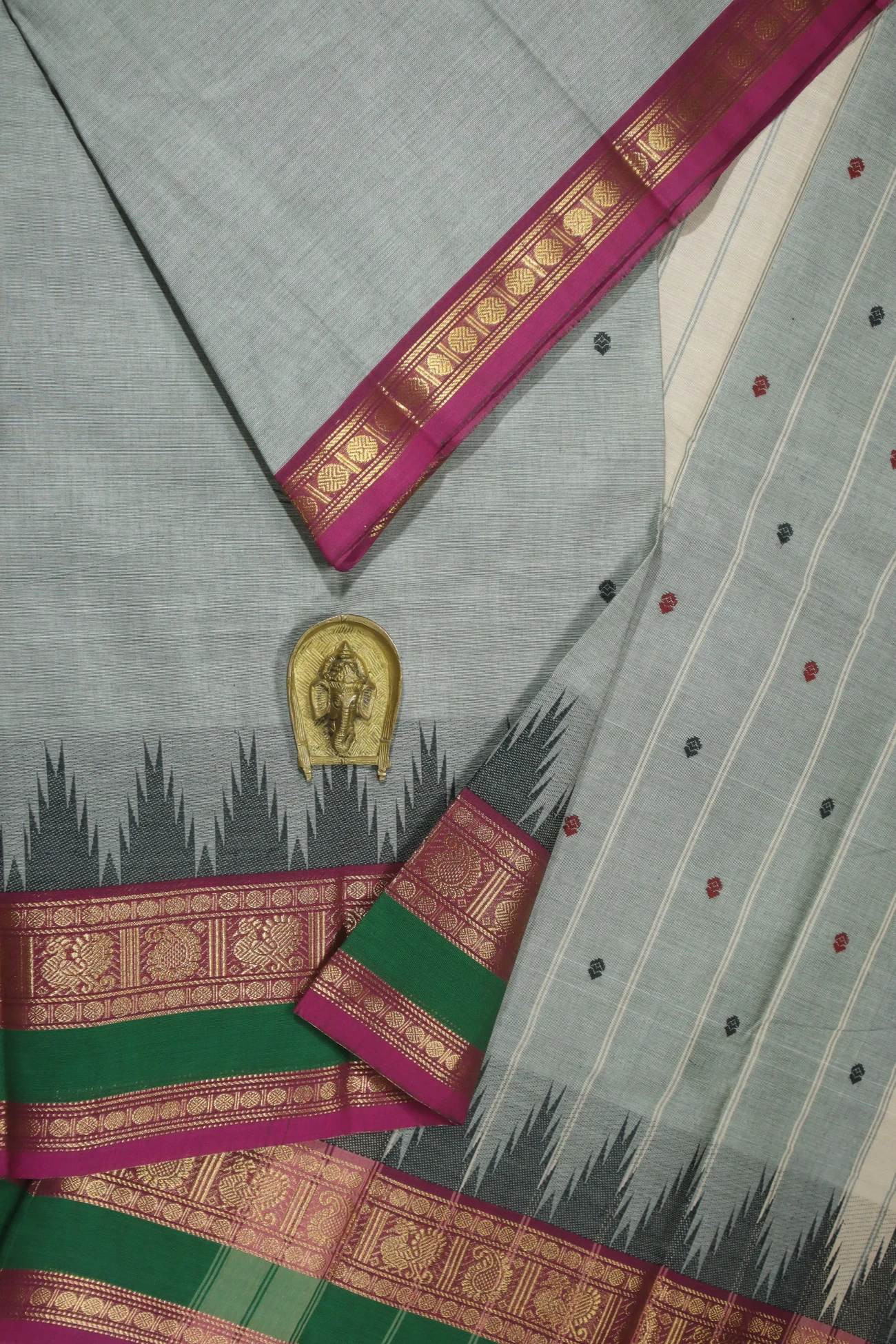 gray-thalampoo-reku-grand-chettinad-saree-gc001574-a