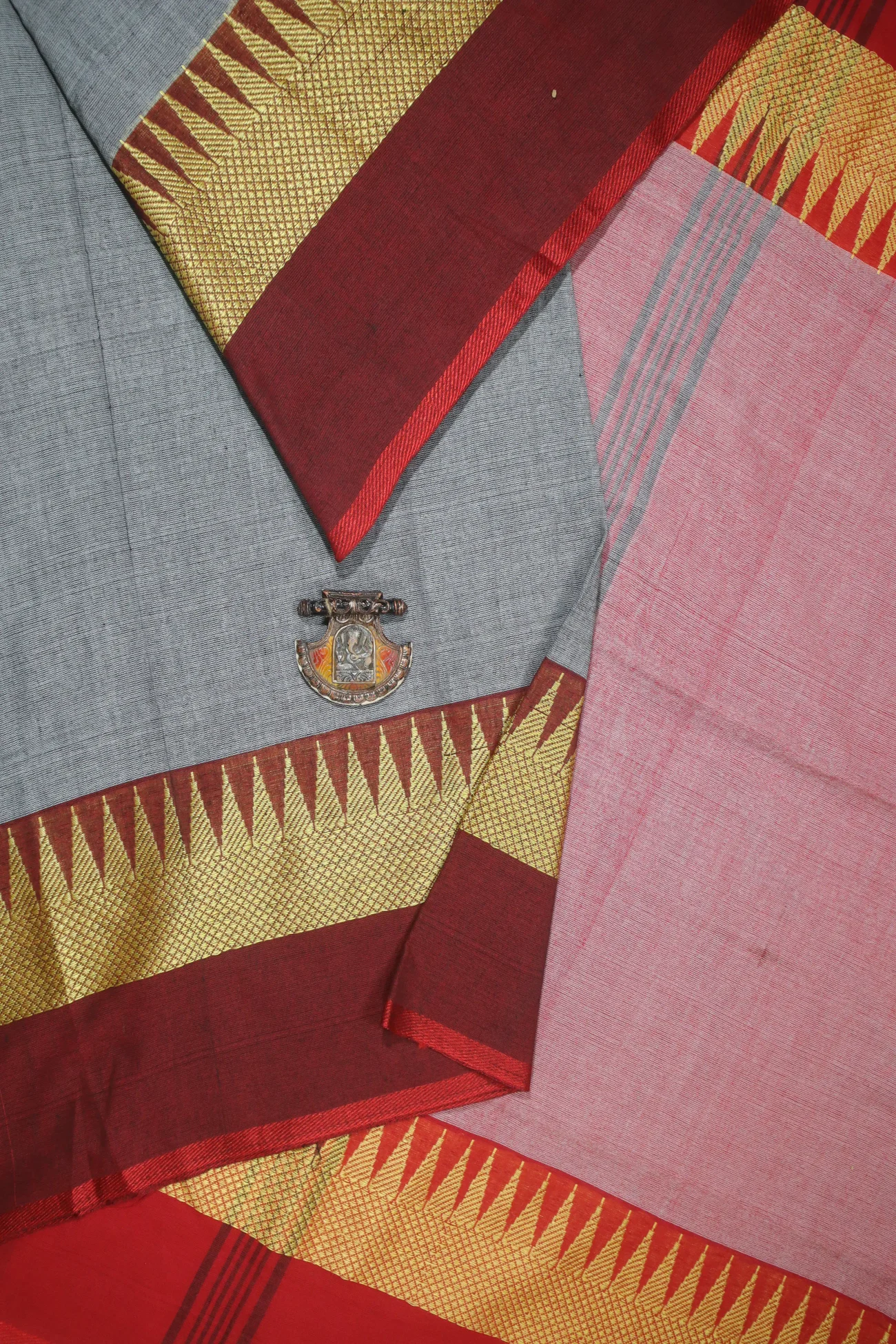 gray-temple-bengal-saree-kh001783-a