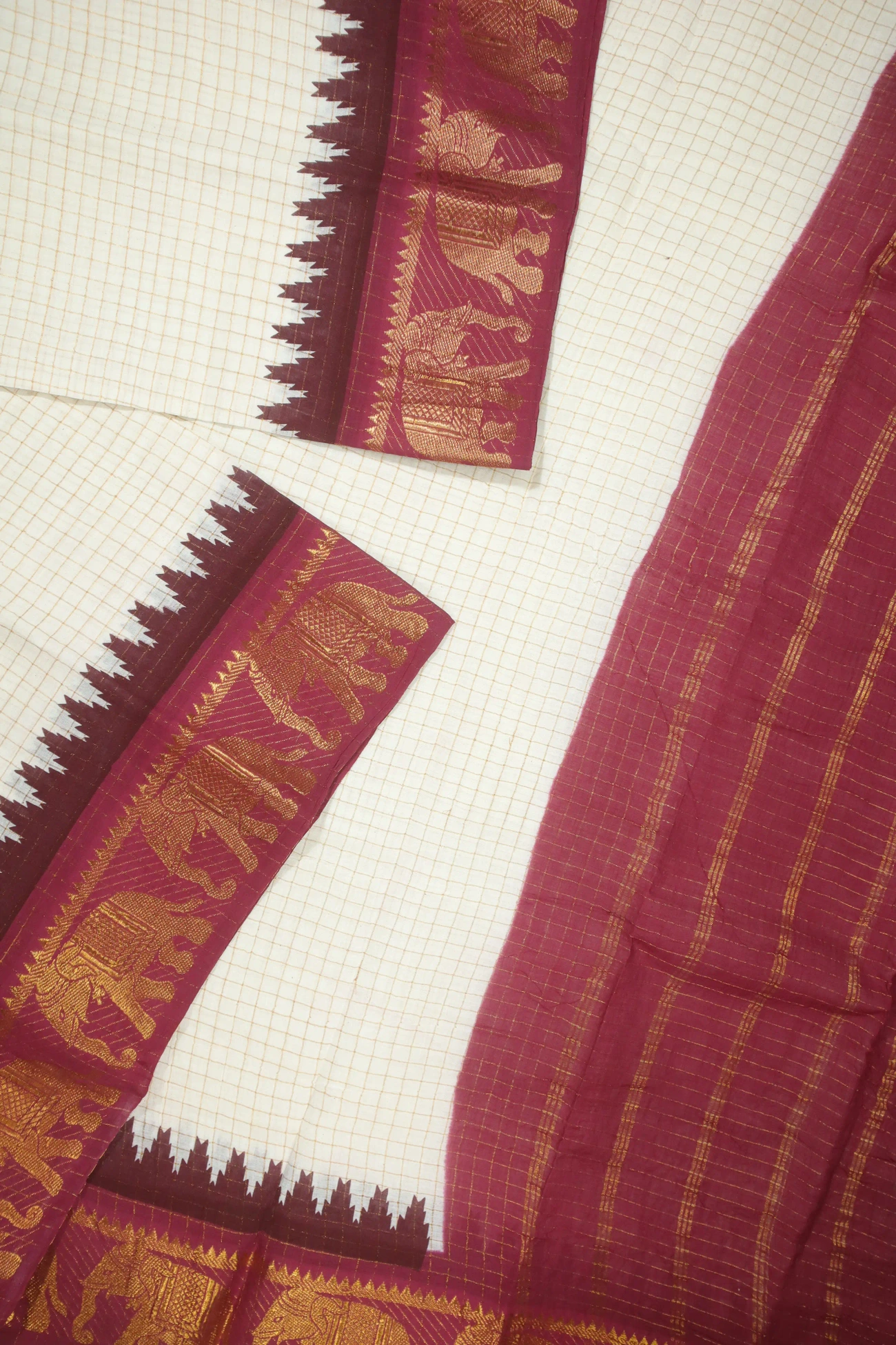 white-elephant-madurai-sungudi-saree-ss005796-b