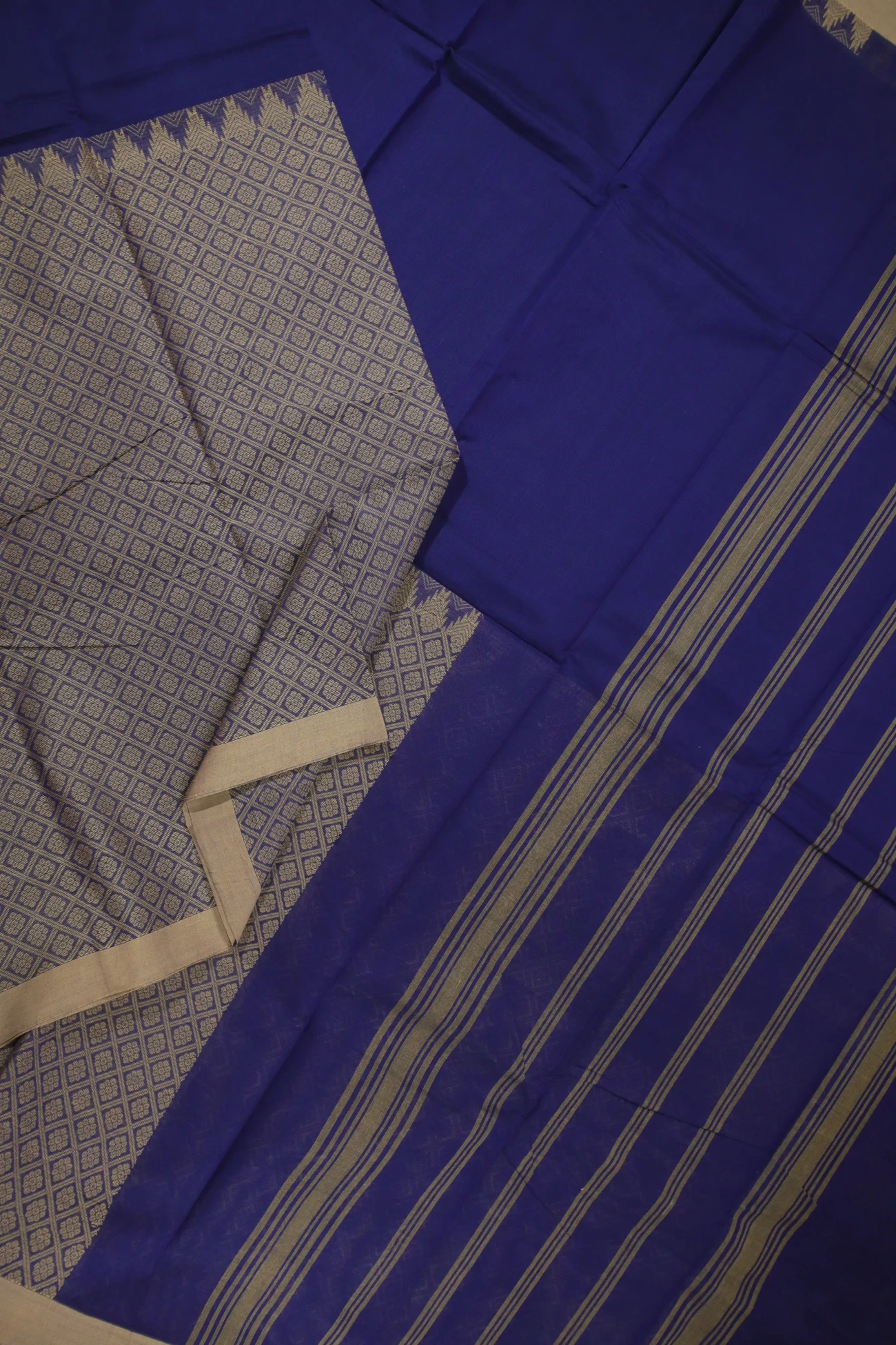 dark-blue-flower-kanchi-cotton-saree-uu005248-c