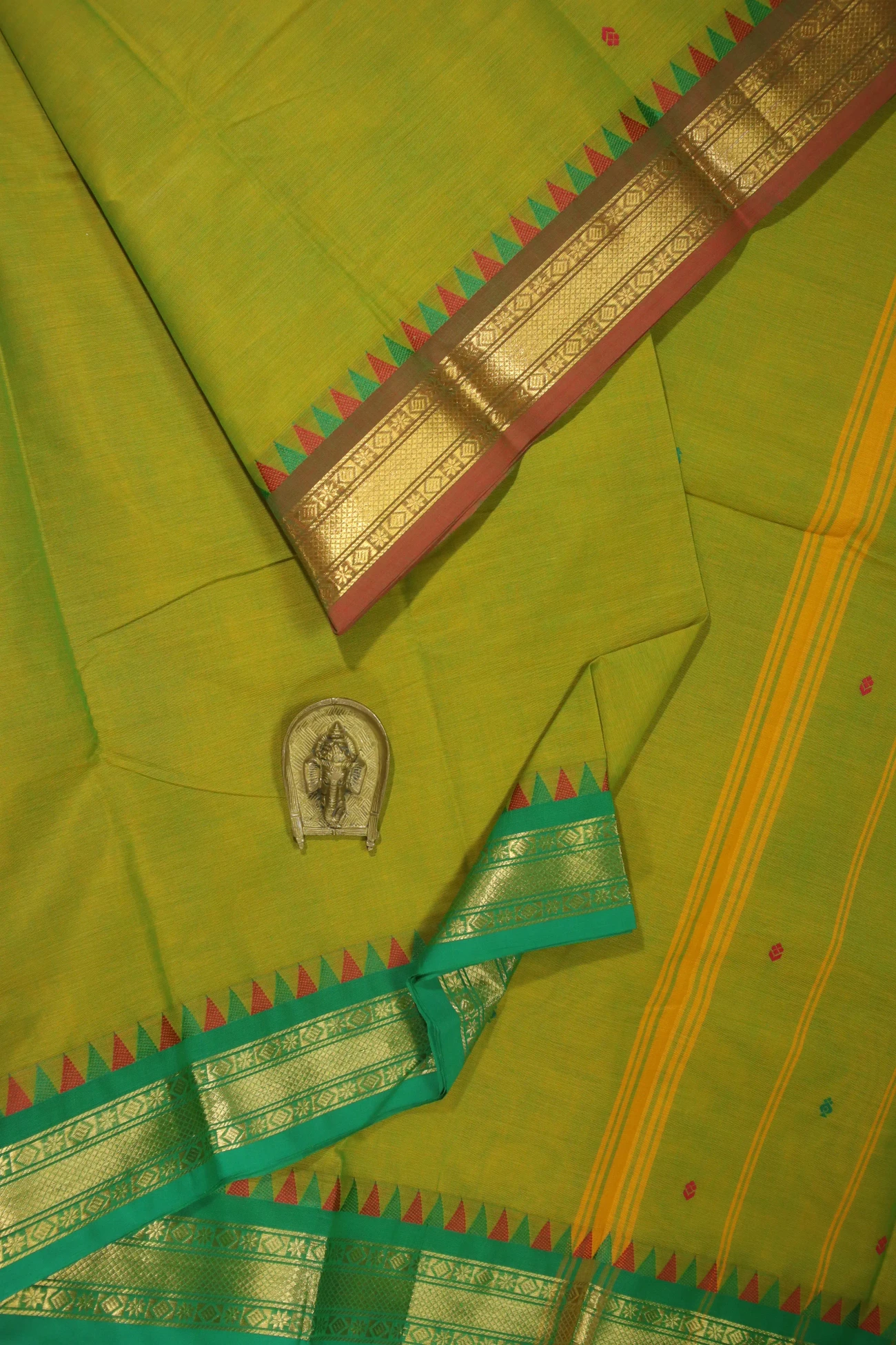 yellow-green-temple-grand-chettinad-saree-gc001244-a