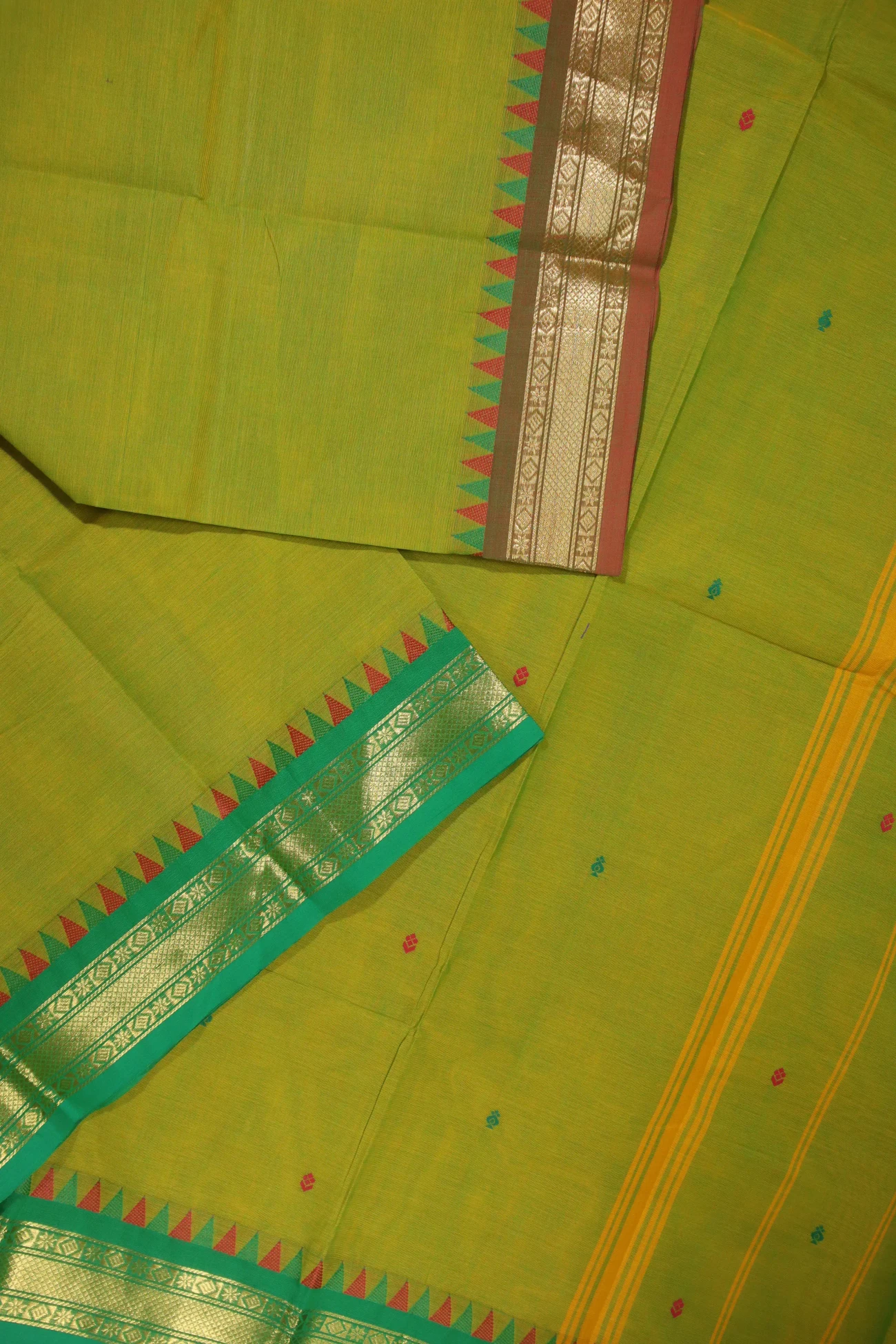 yellow-green-temple-grand-chettinad-saree-gc001244-b