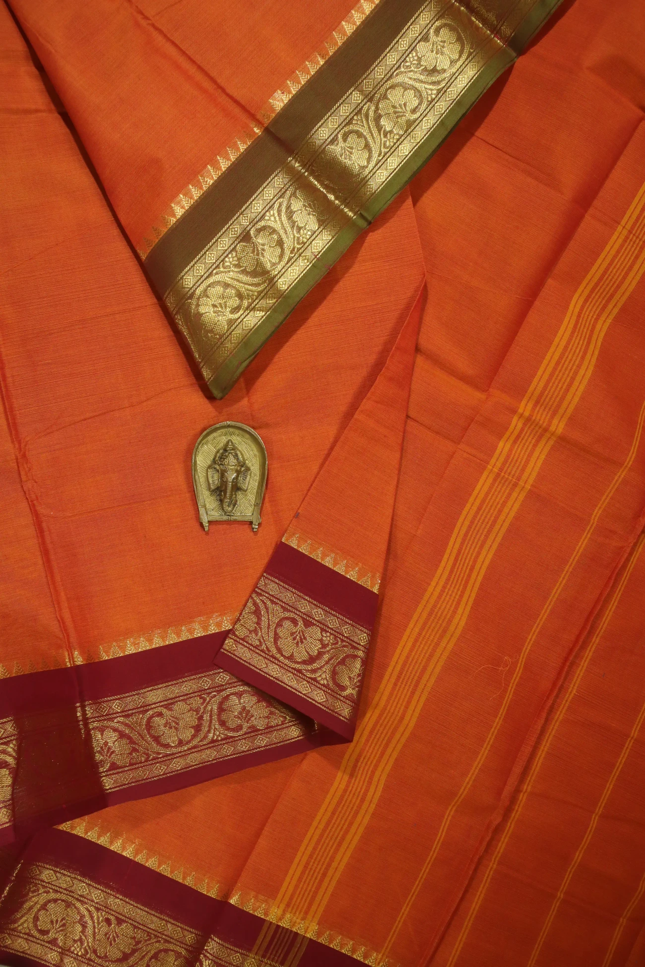 orange-temple-flower-grand-chettinad-saree-gc001003-a