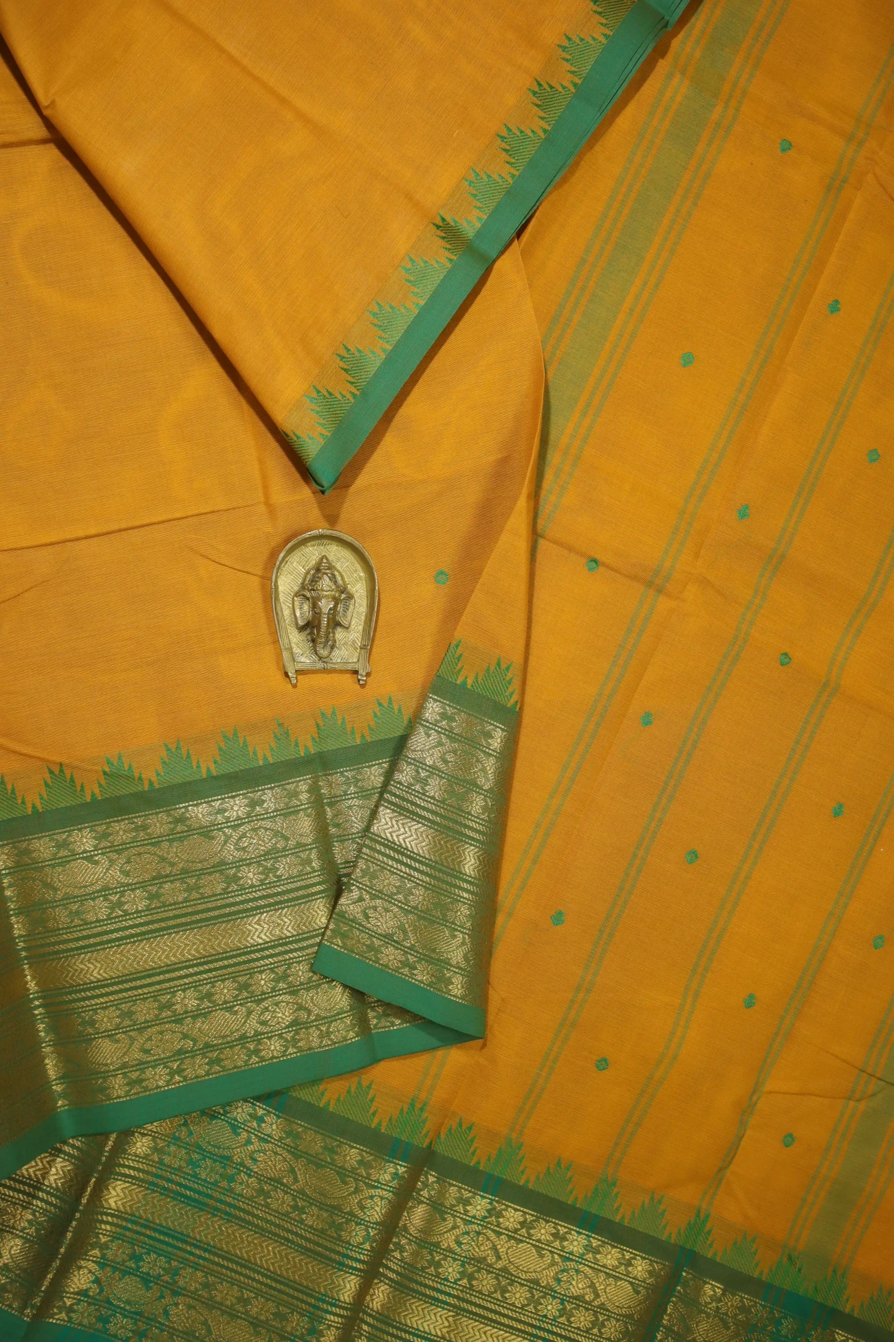 mustard-temple-mango-grand-chettinad-saree-gc001351-a